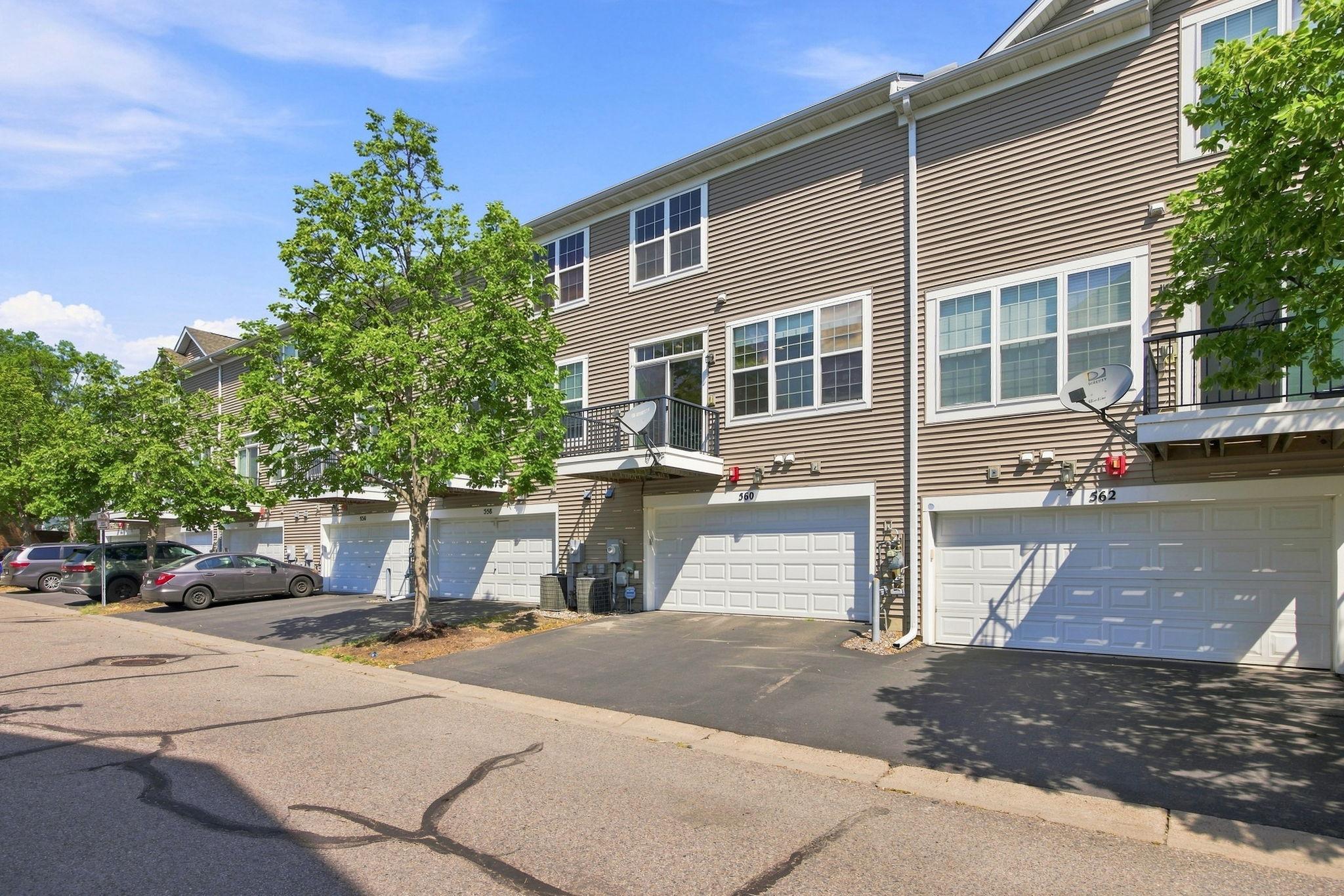 560 Huset Parkway Ne Property Photo 33