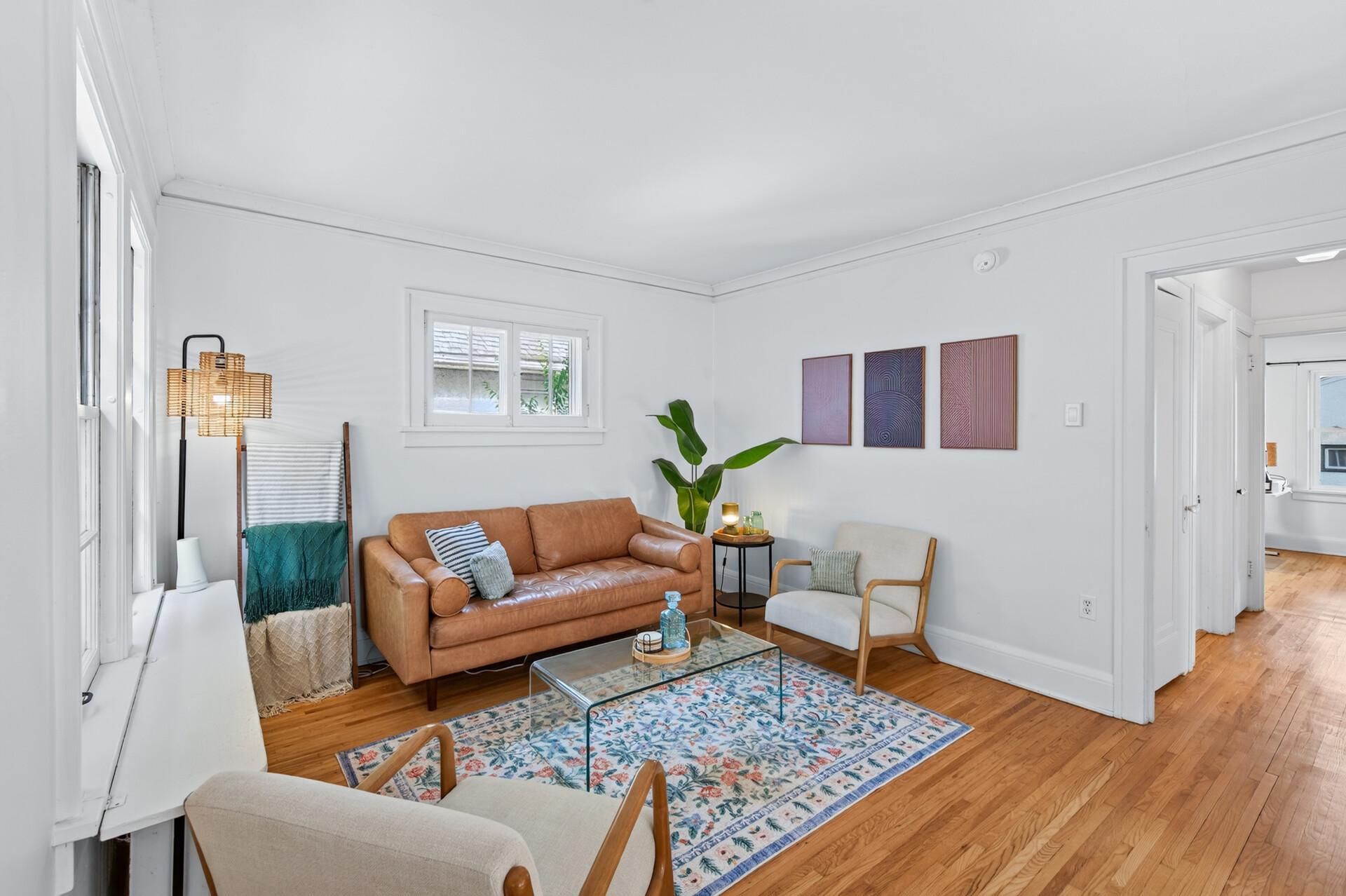 2191 Eleanor Avenue Property Photo 3