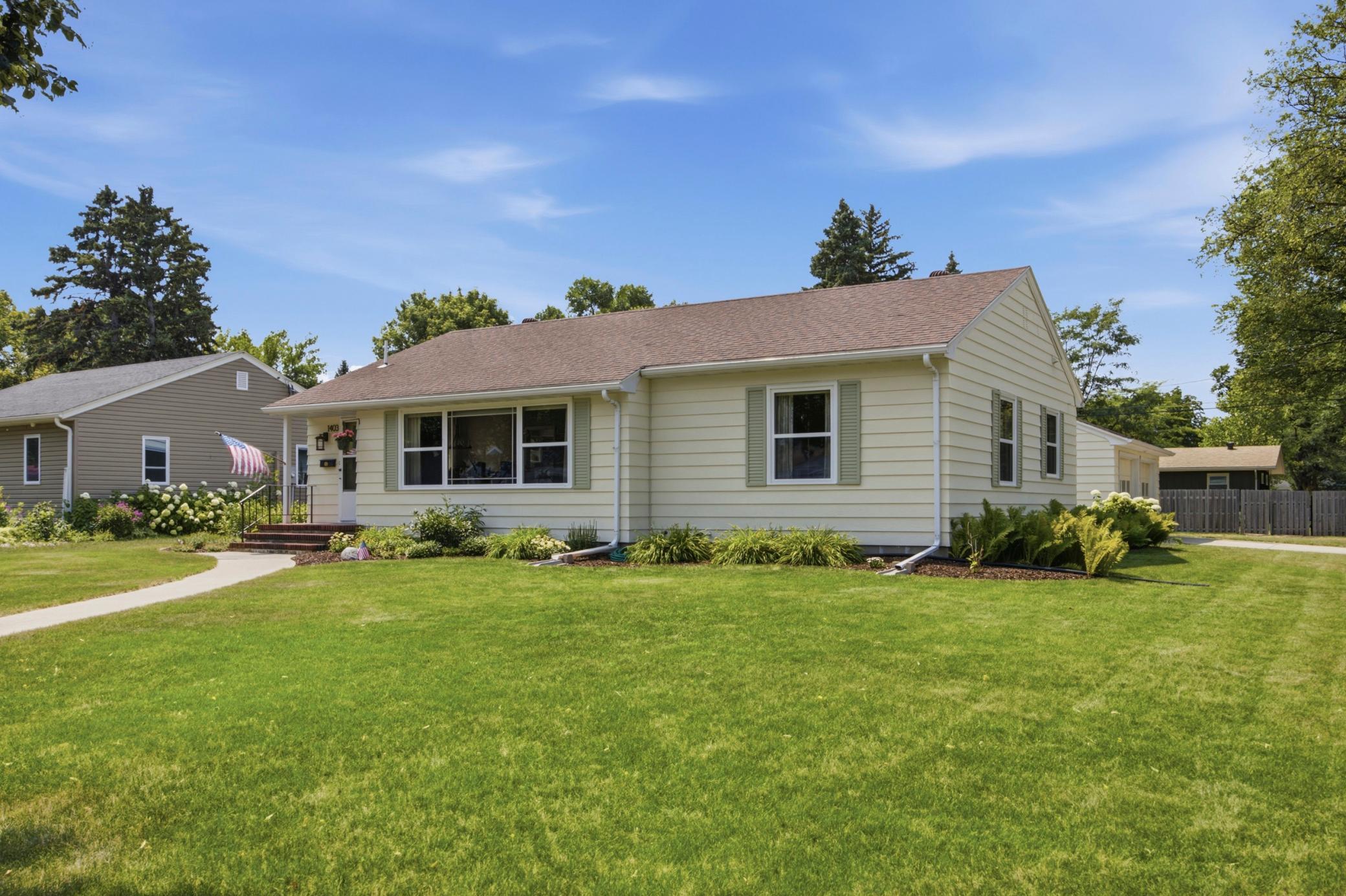 1403 3rd Street S Property Photo 2