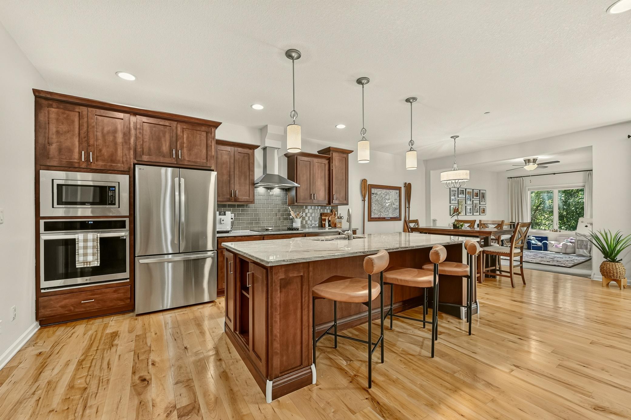 558 Panorama Circle Nw Property Photo 5