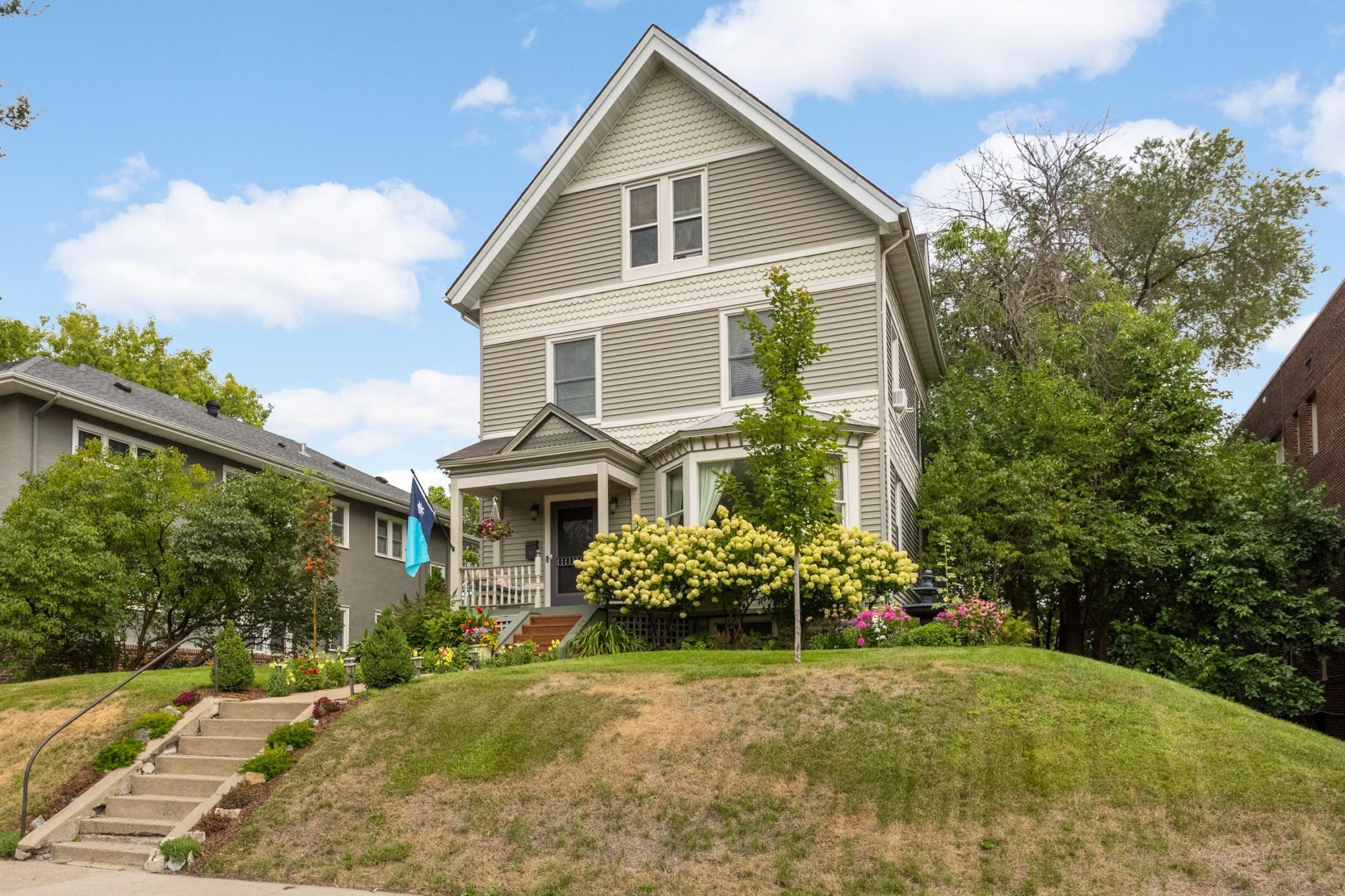 993 Fairmount Avenue Property Photo 1