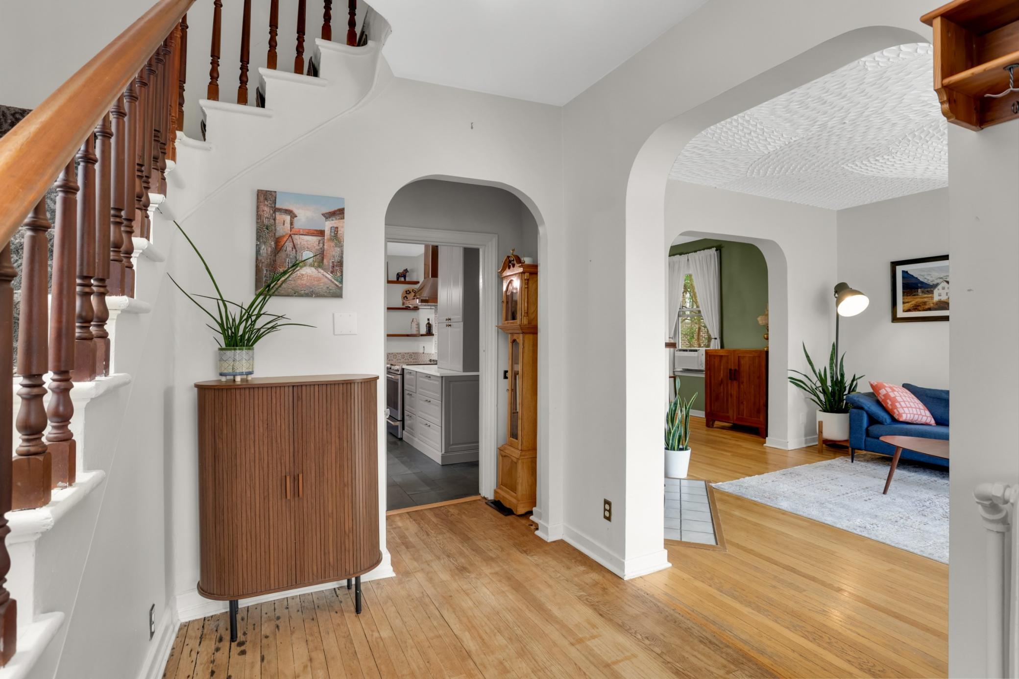 993 Fairmount Avenue Property Photo 6