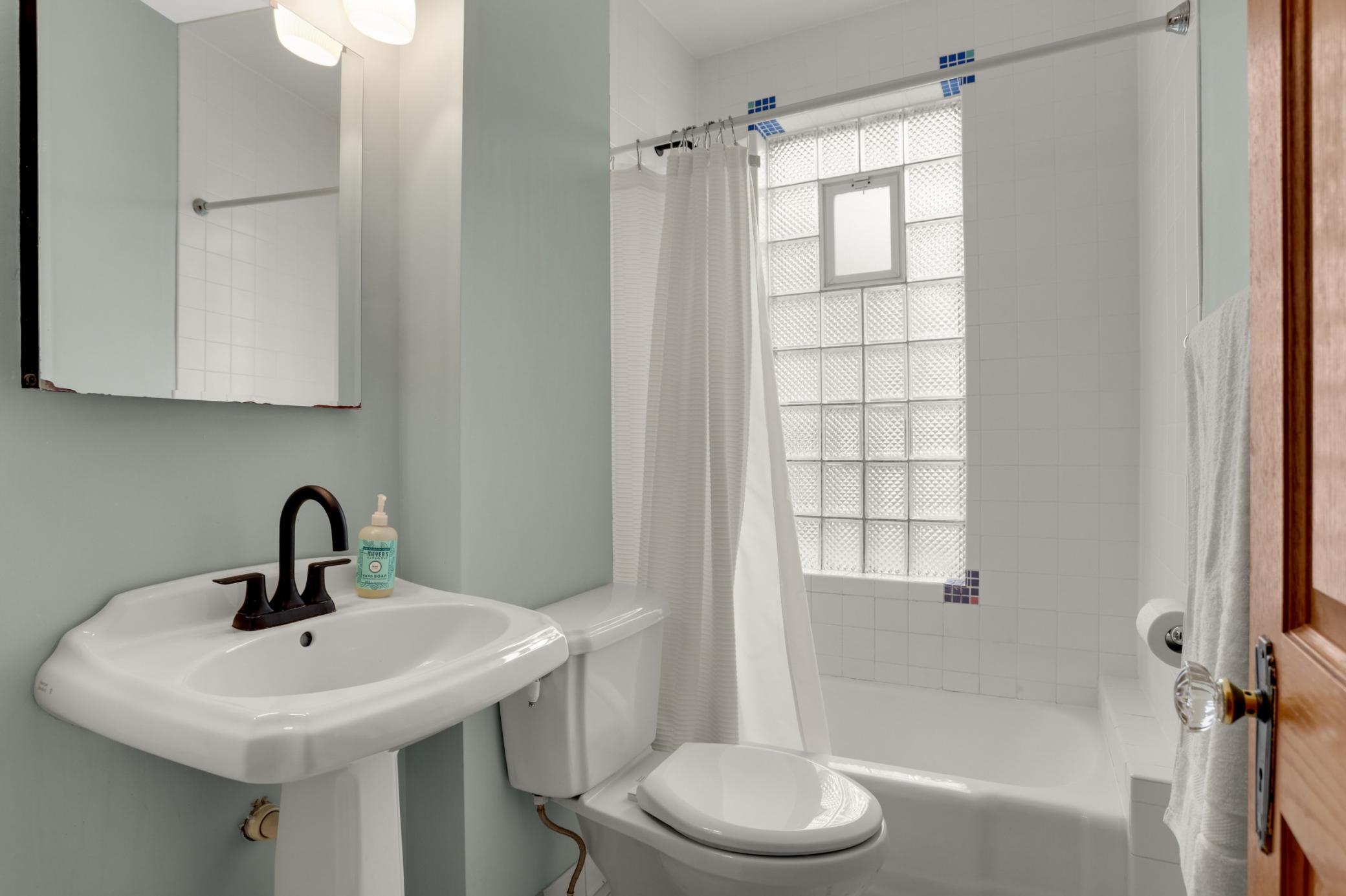 993 Fairmount Avenue Property Photo 35