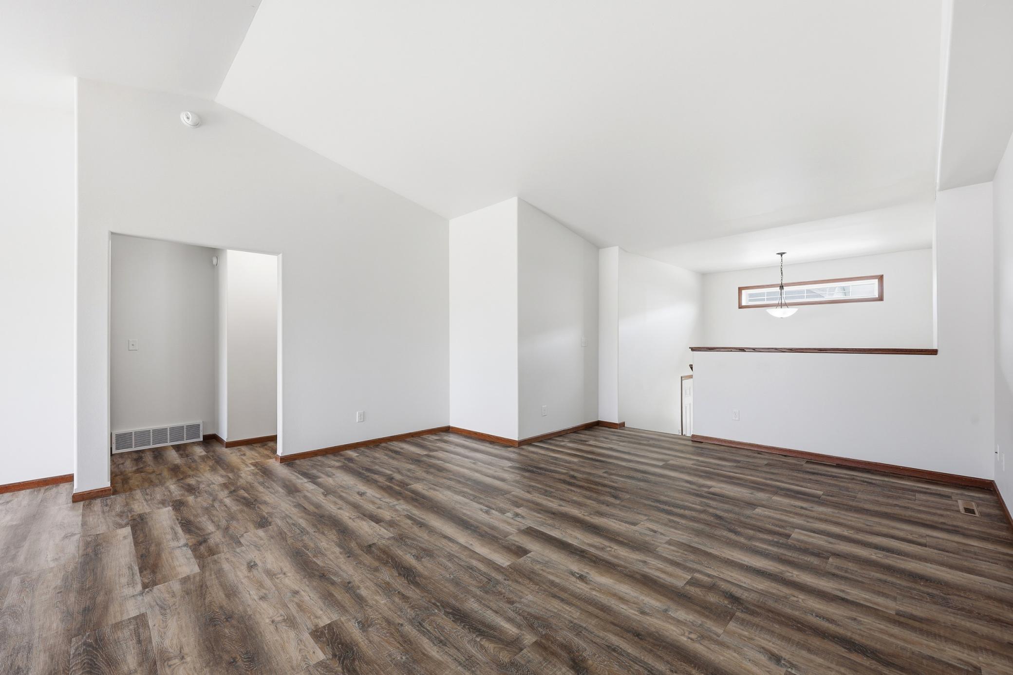 1224 S Beach Way Property Photo 6