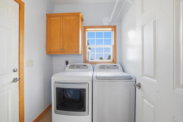 1615 Rolling Hills Lane Property Photo 12