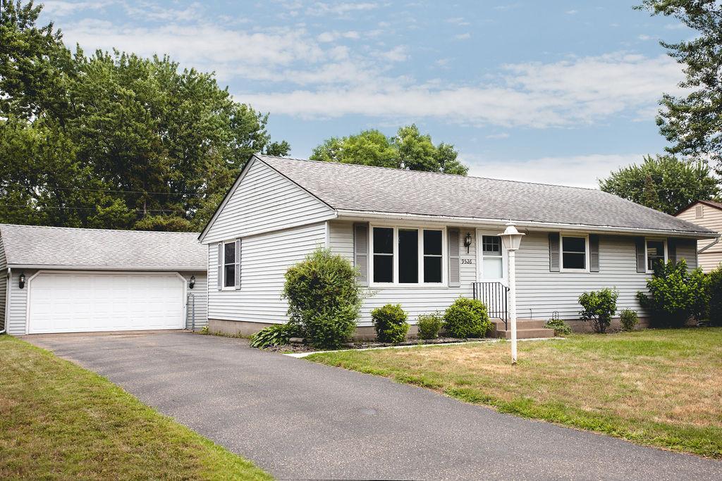 9526 Quaker Lane N Property Photo 1