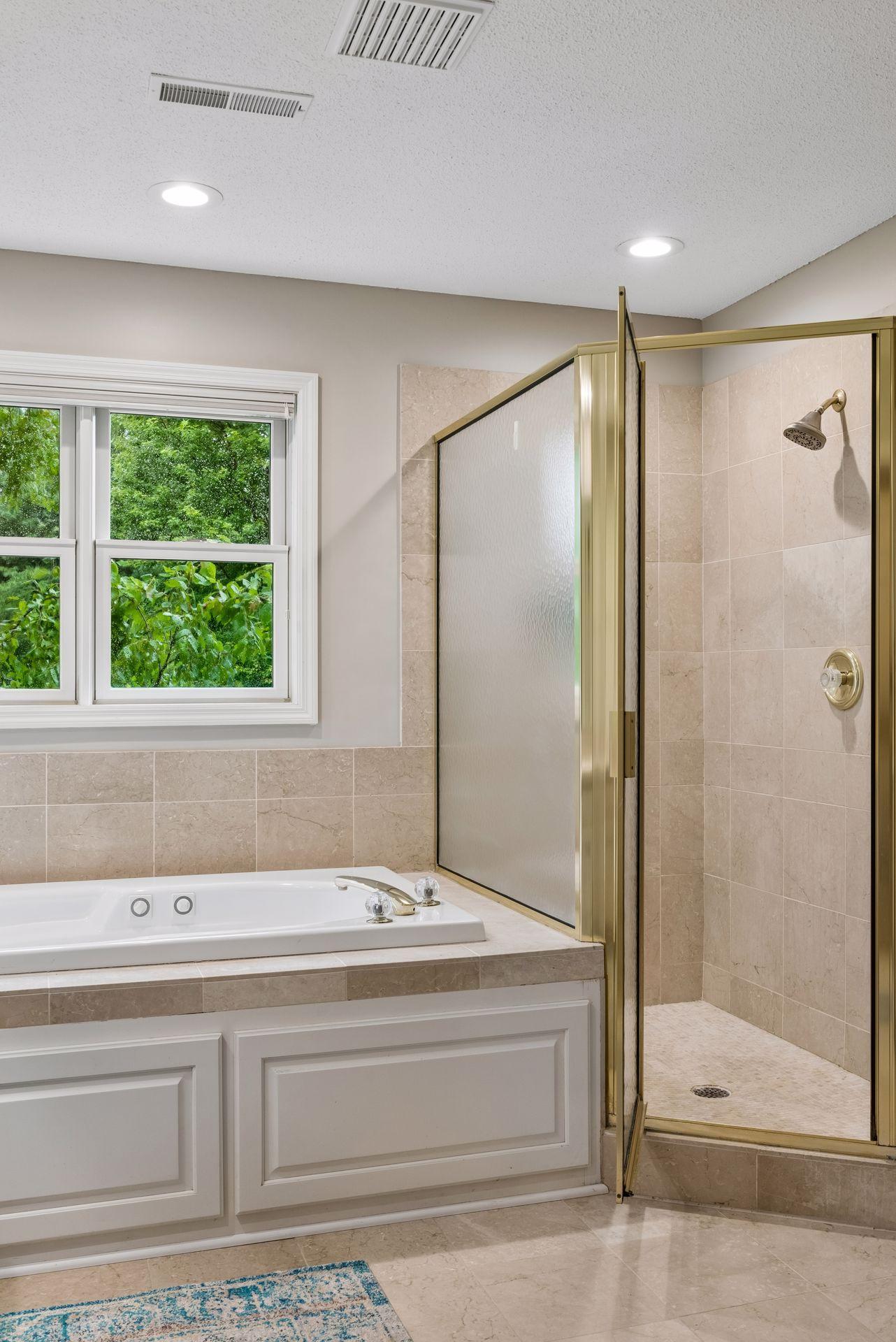 8235 Enclave Cove Property Photo 42