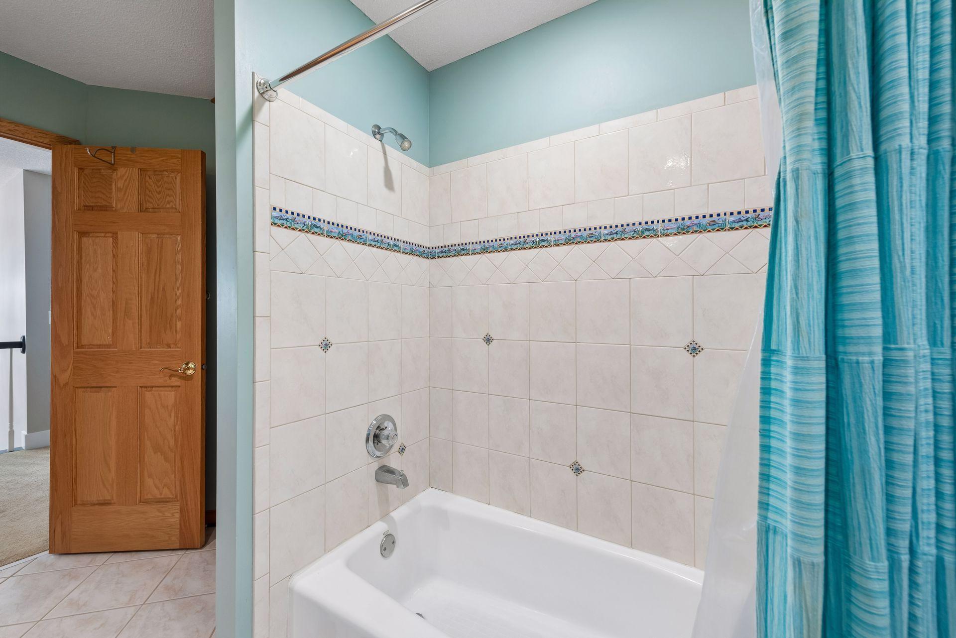 8235 Enclave Cove Property Photo 48