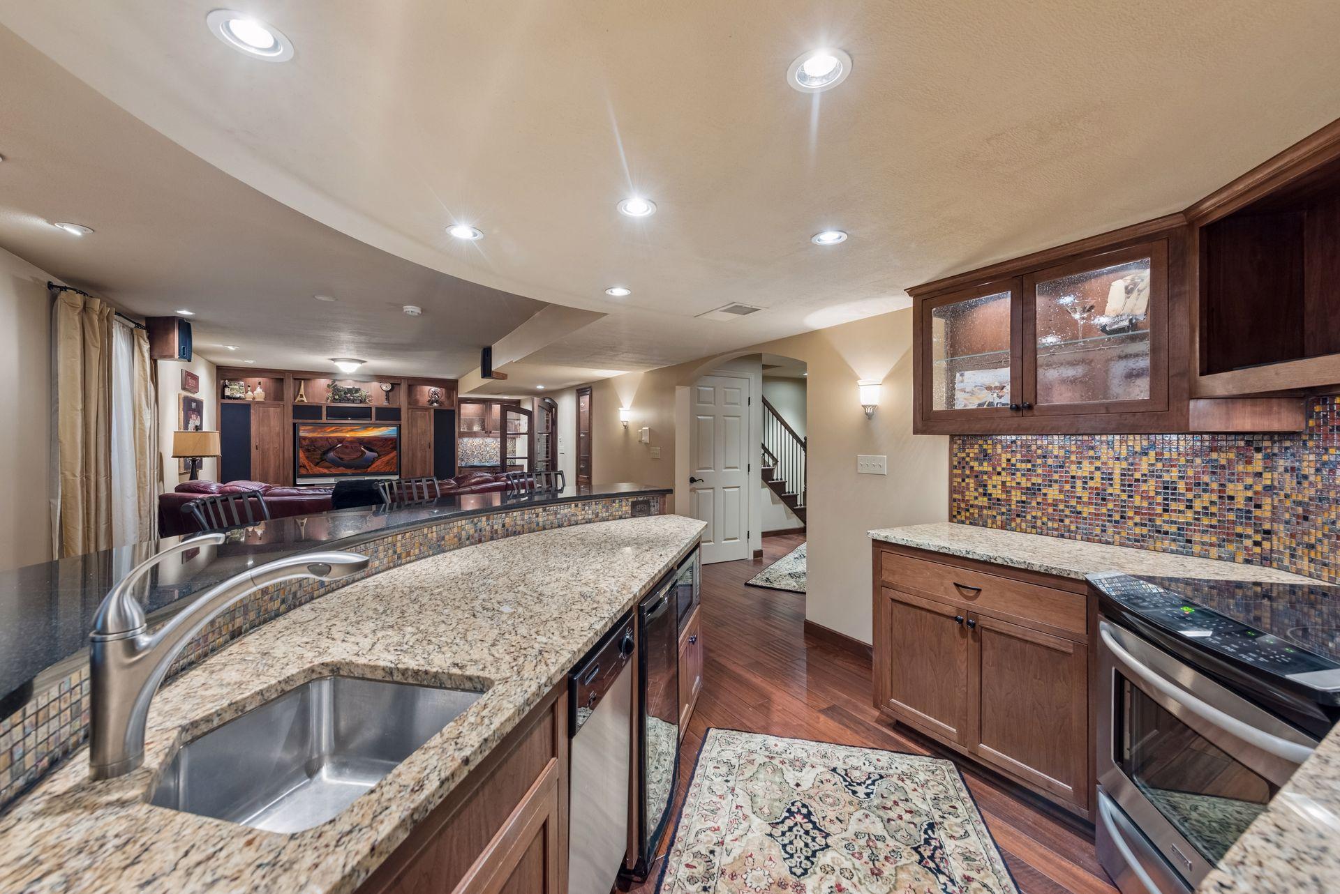 8235 Enclave Cove Property Photo 49