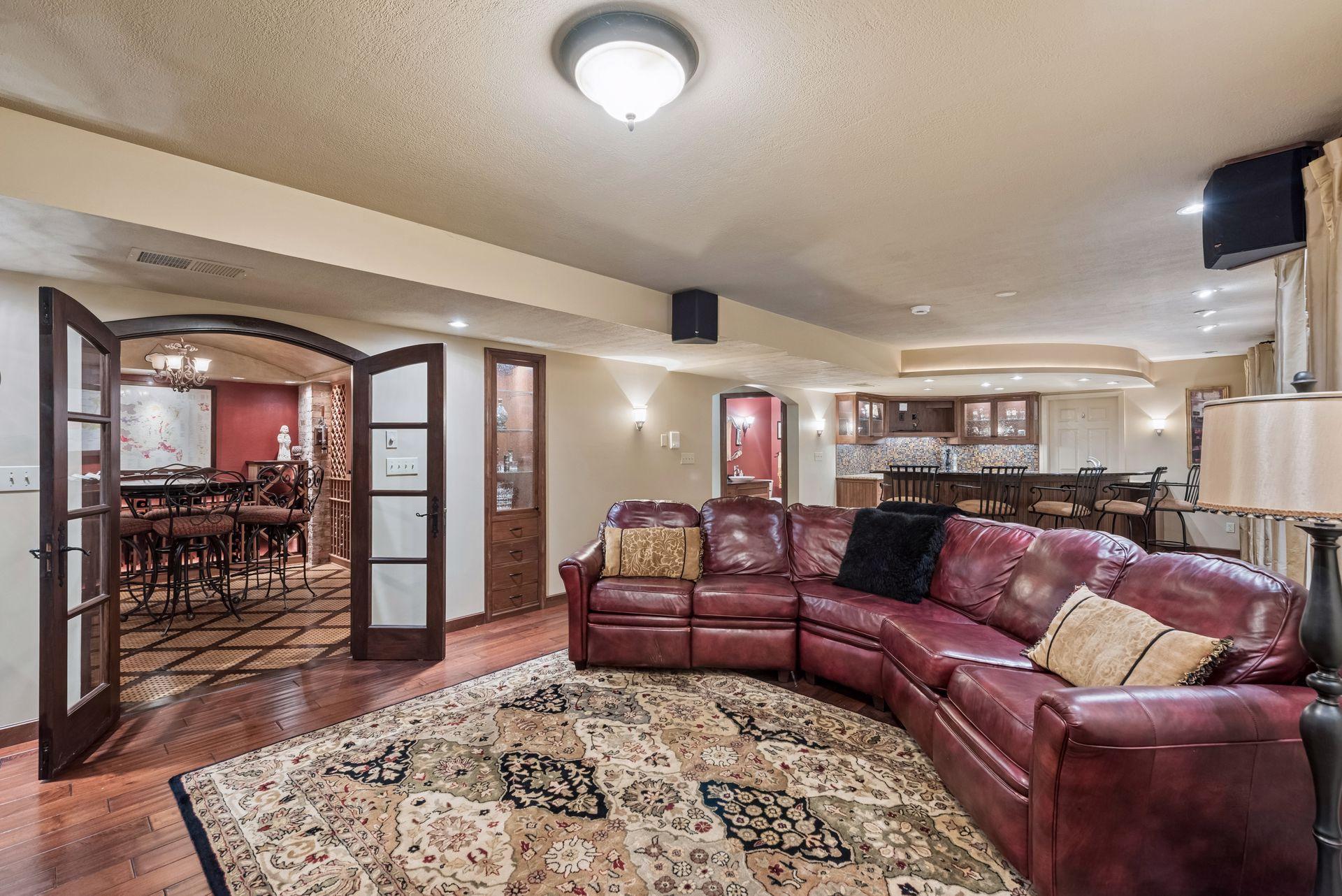 8235 Enclave Cove Property Photo 56