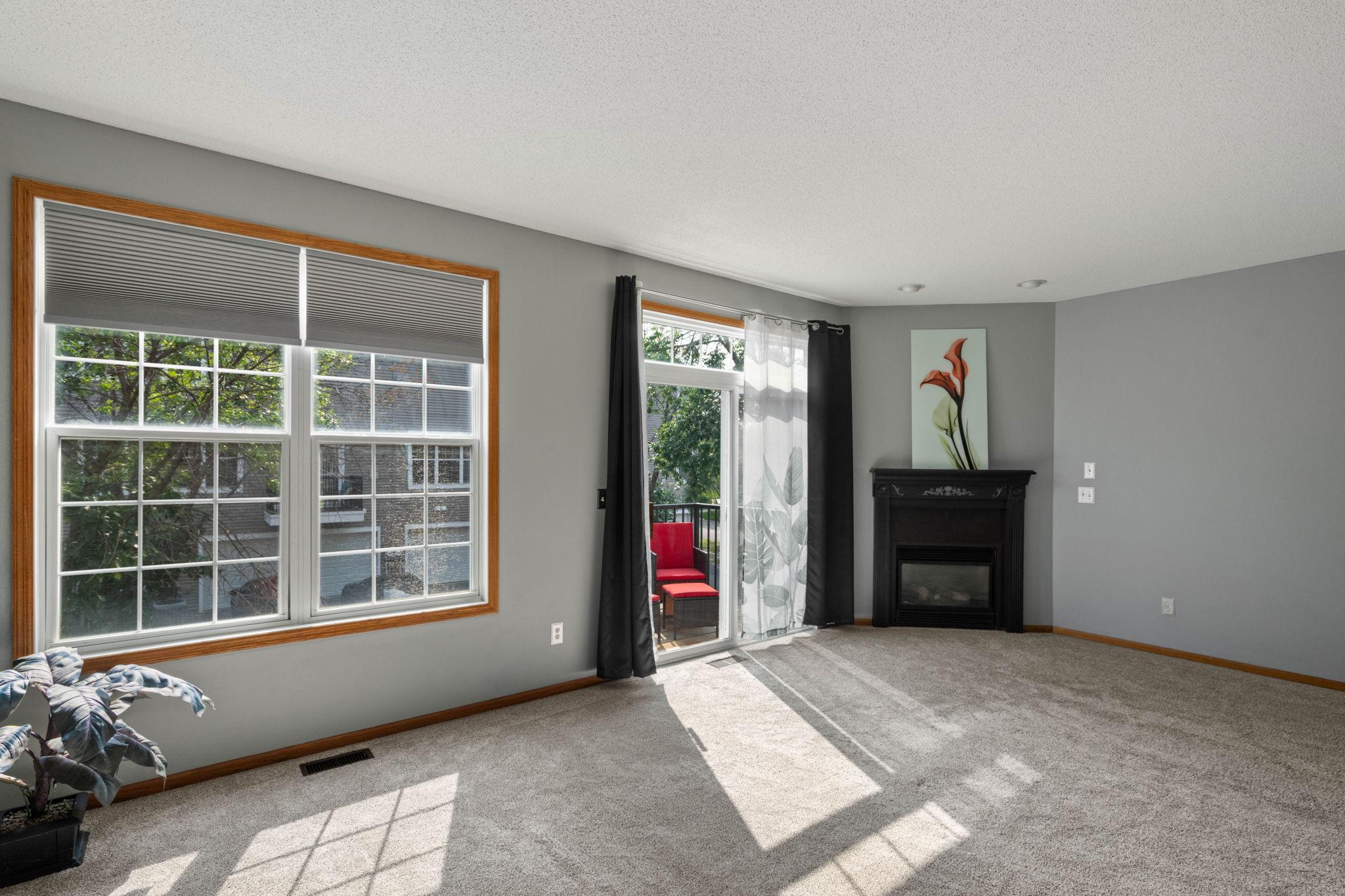1671 Crossings Boulevard Property Photo 6