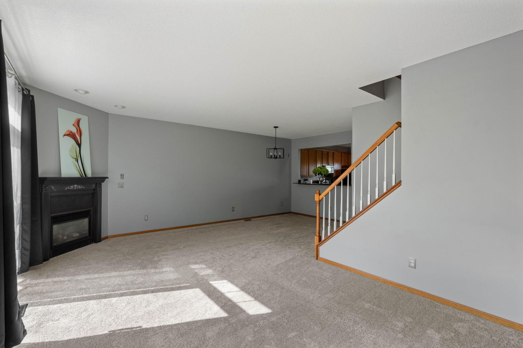 1671 Crossings Boulevard Property Photo 7