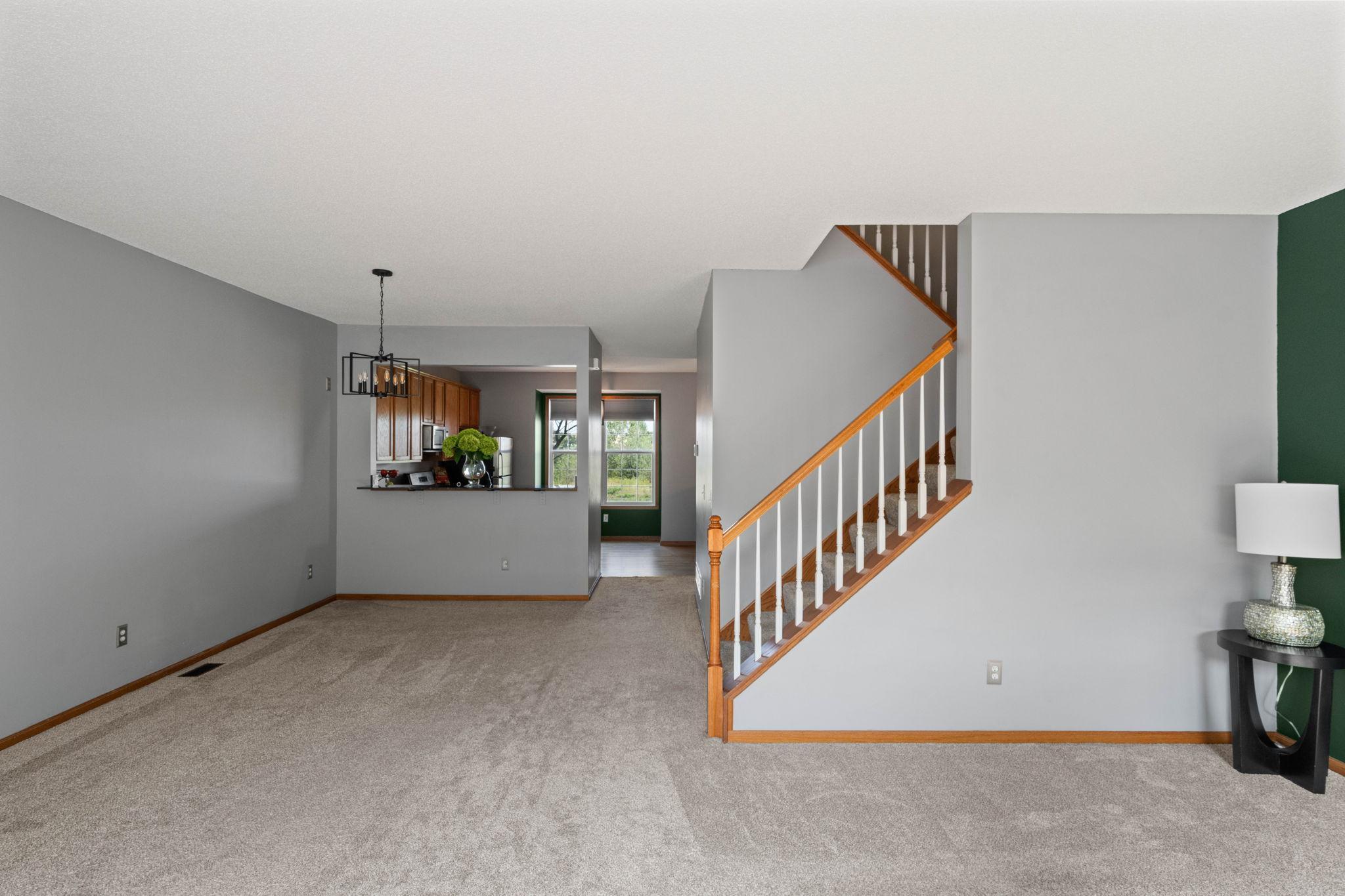 1671 Crossings Boulevard Property Photo 8