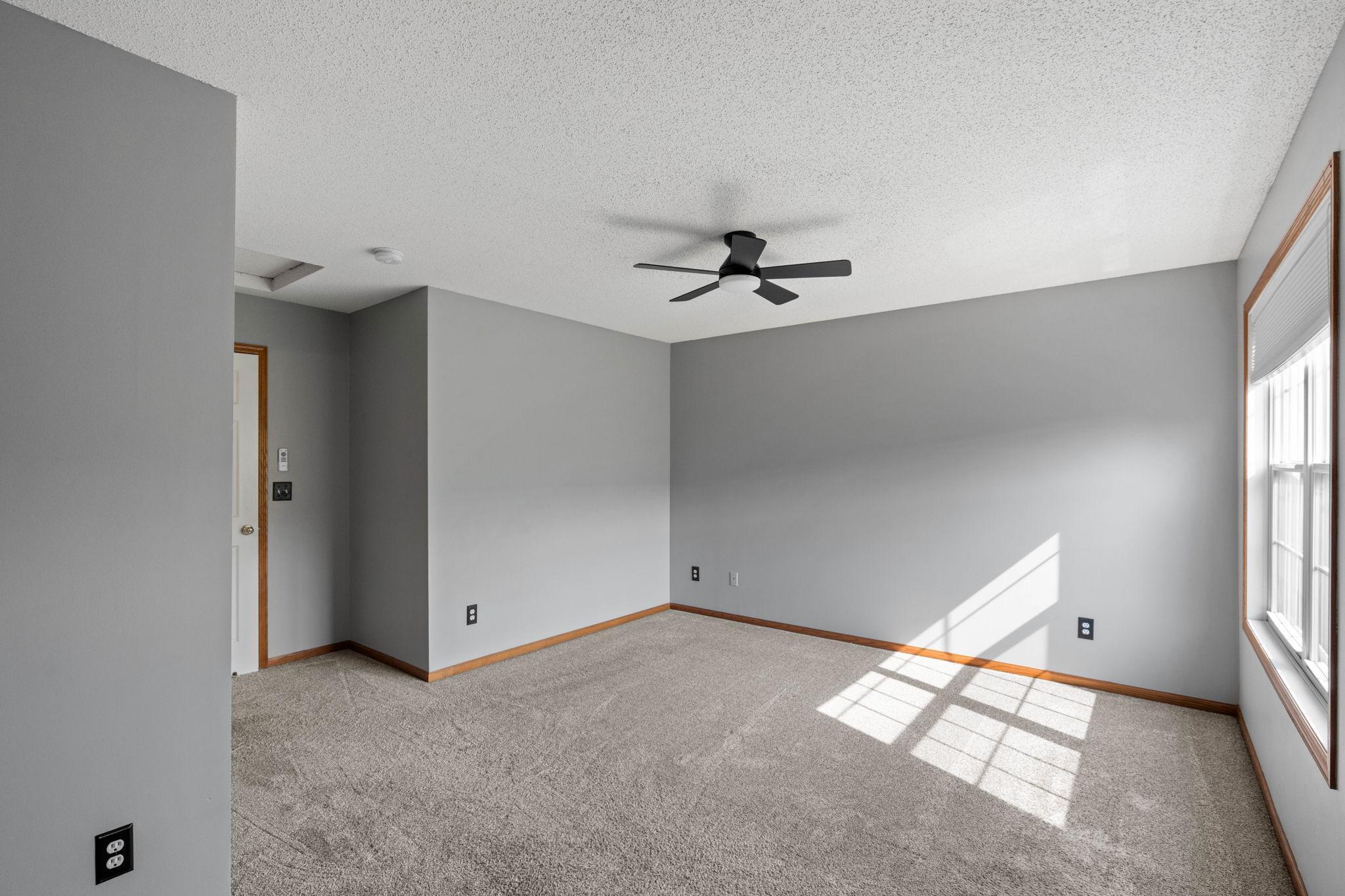 1671 Crossings Boulevard Property Photo 17