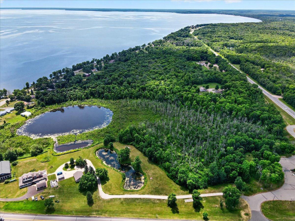 43063 State Highway 18 Property Photo 6