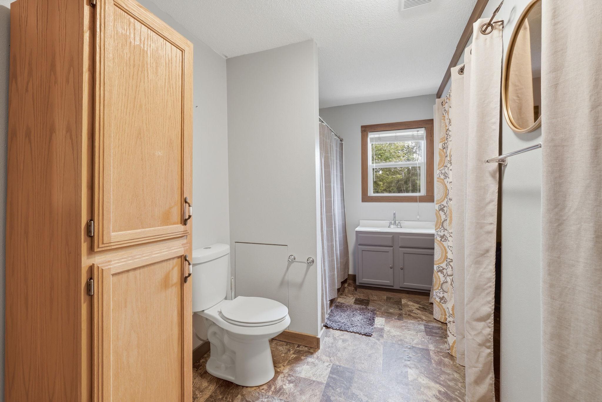 920 Isaac Road Nw Property Photo 56