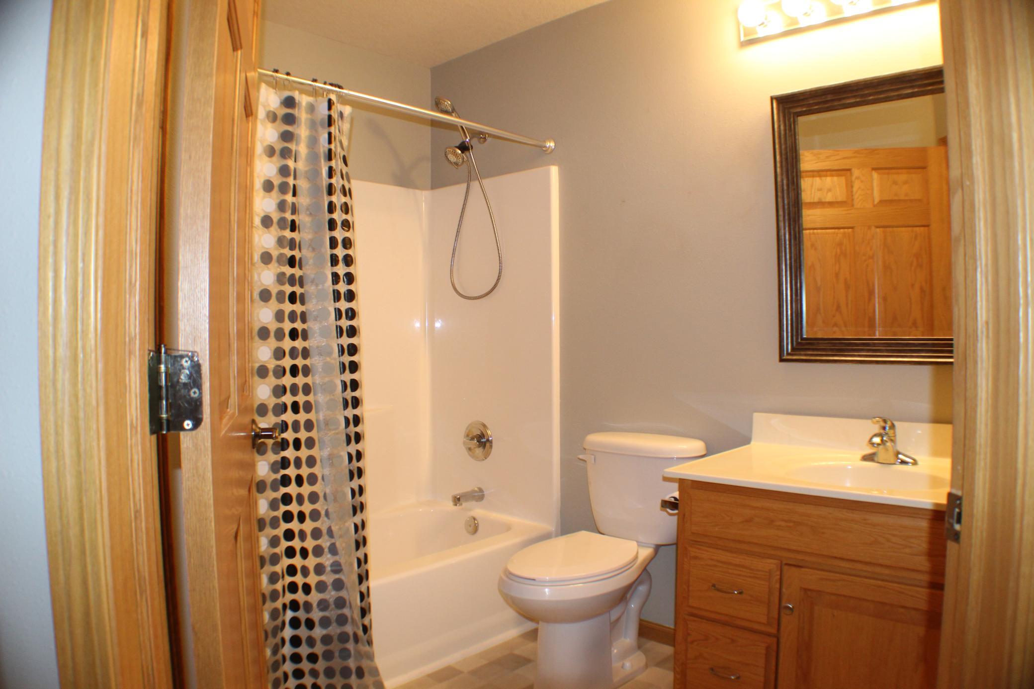 913 Anderson Way Property Photo 10