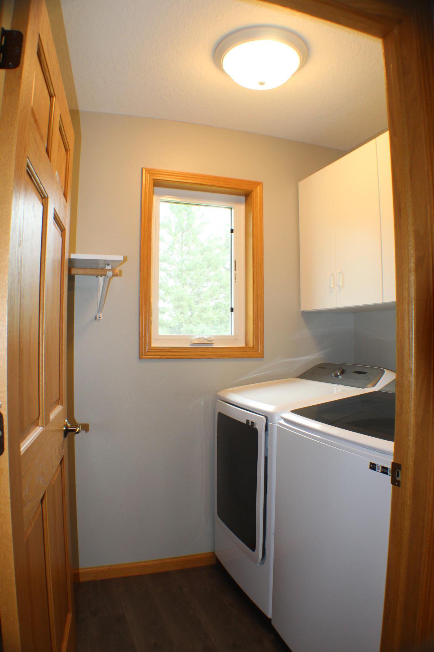 913 Anderson Way Property Photo 13