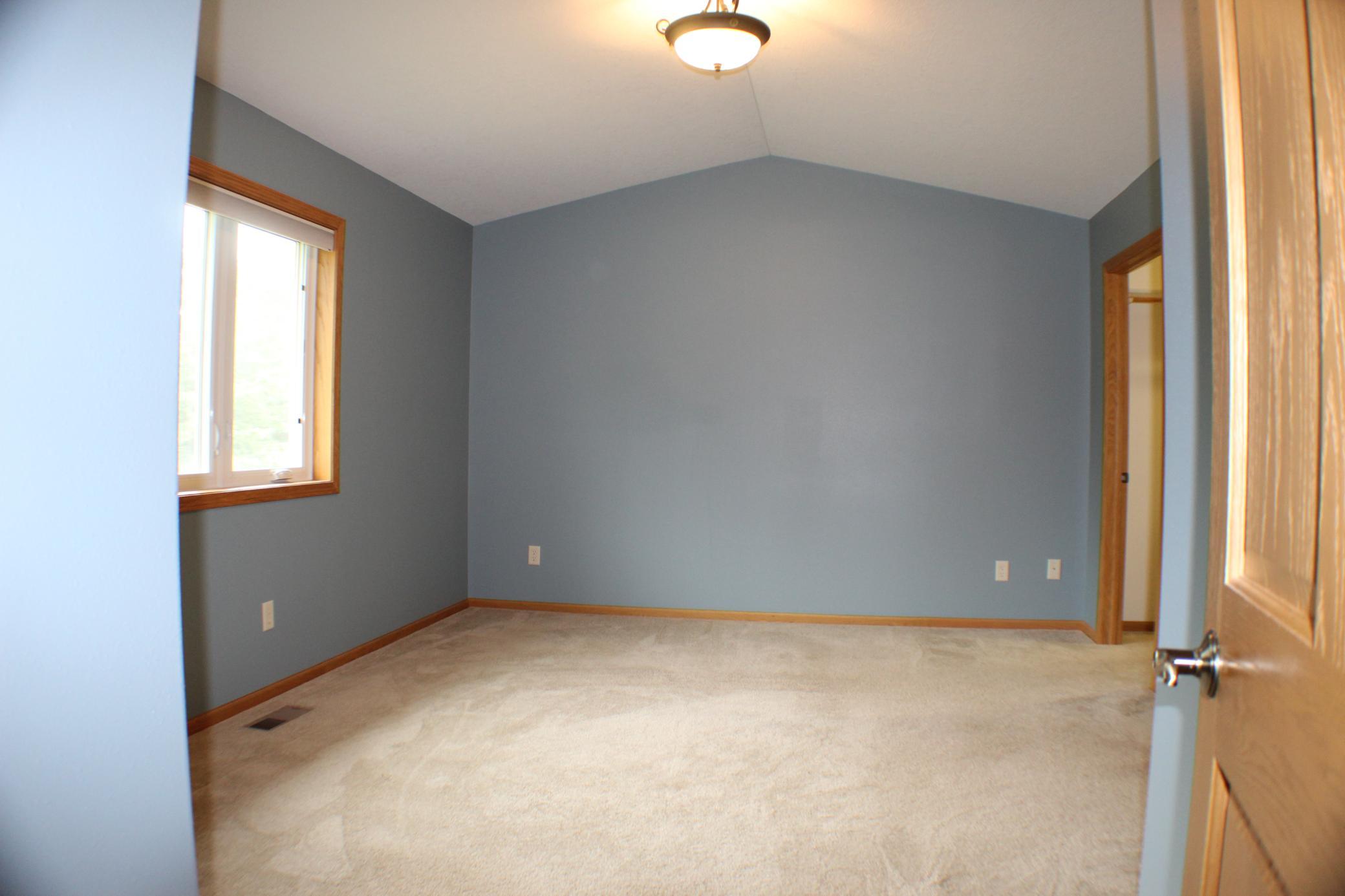 913 Anderson Way Property Photo 14