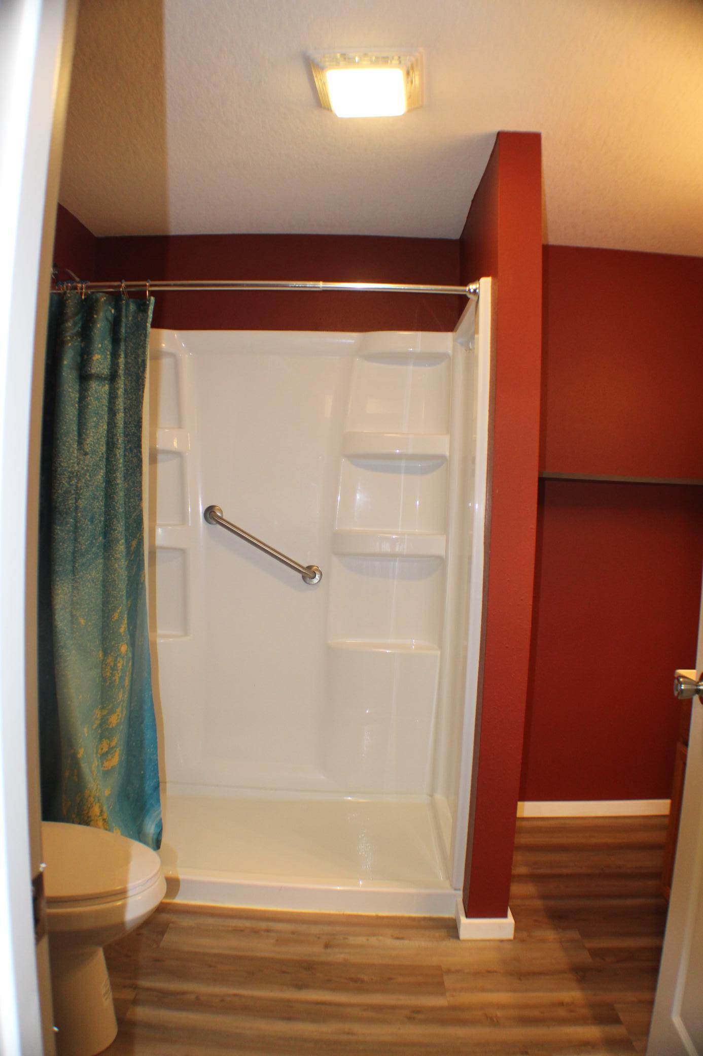 913 Anderson Way Property Photo 19