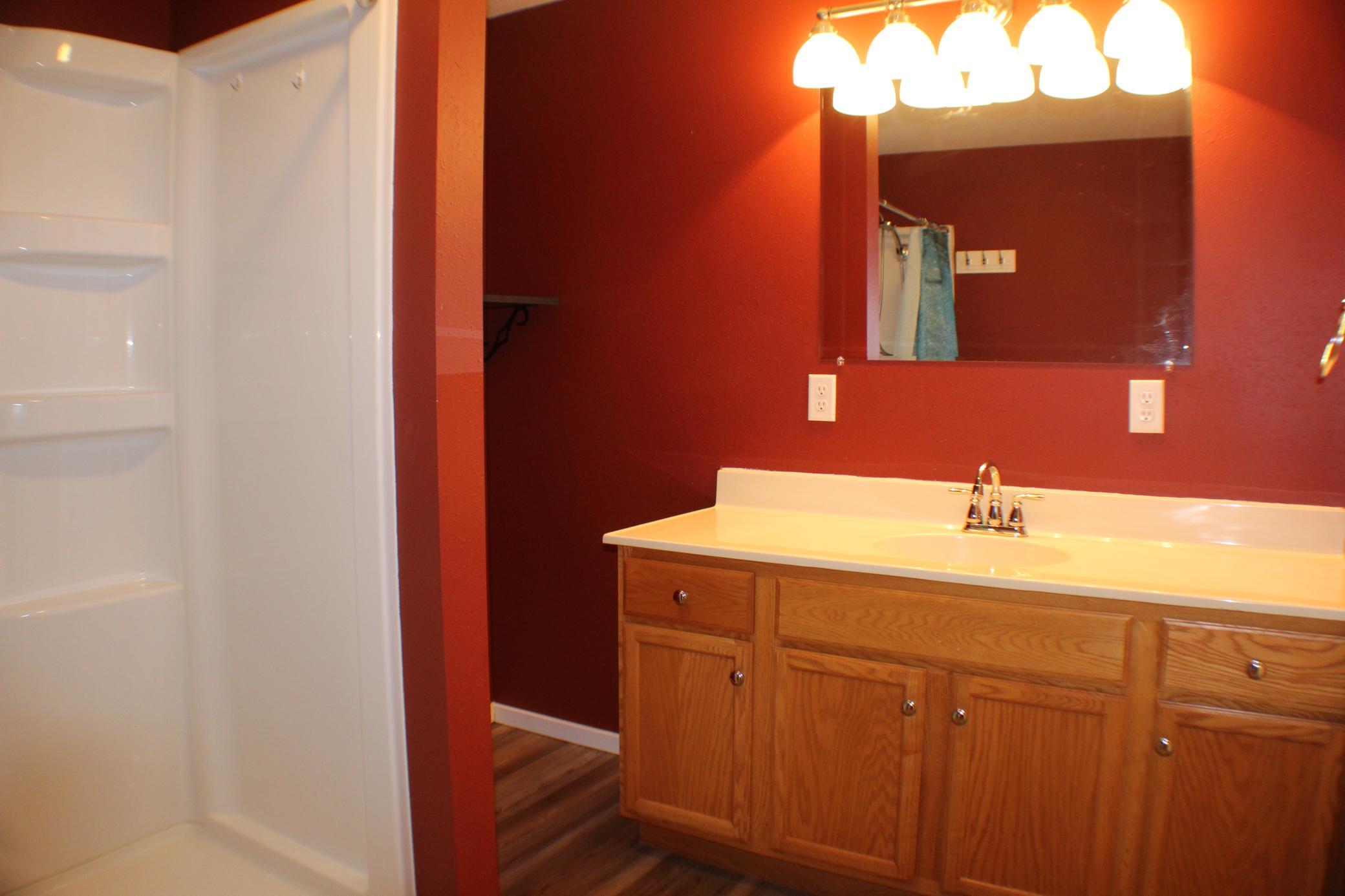 913 Anderson Way Property Photo 20