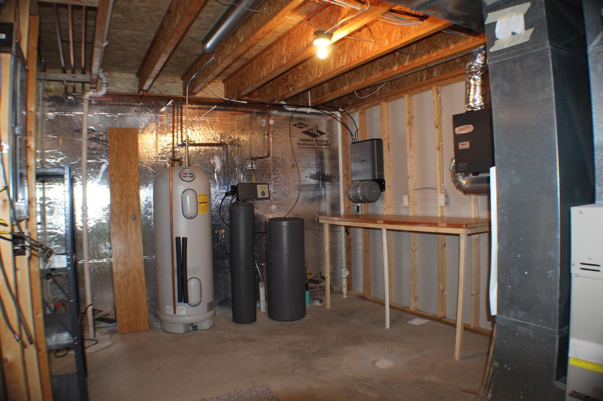 913 Anderson Way Property Photo 27