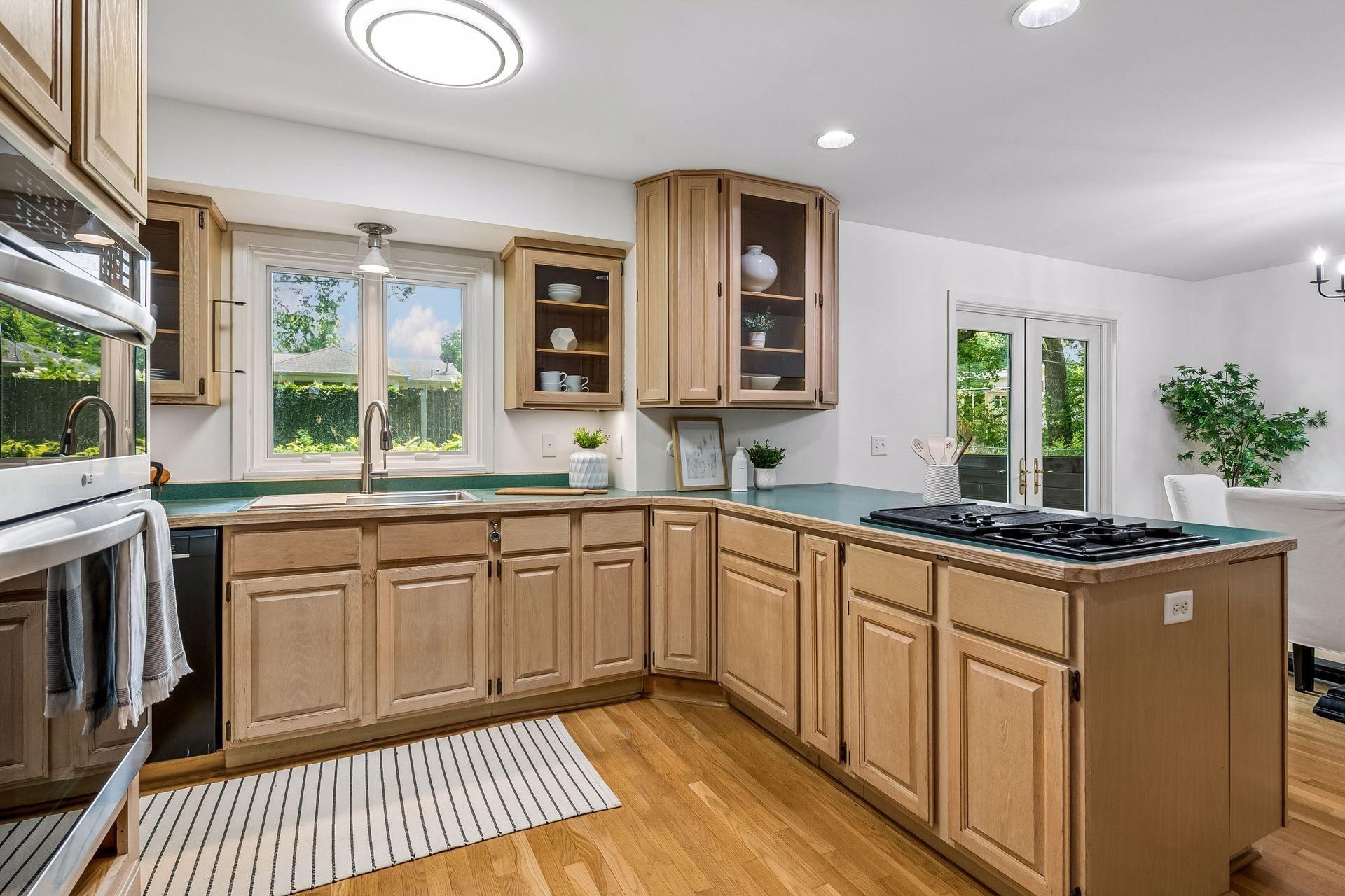 4725 School Road Property Photo 7