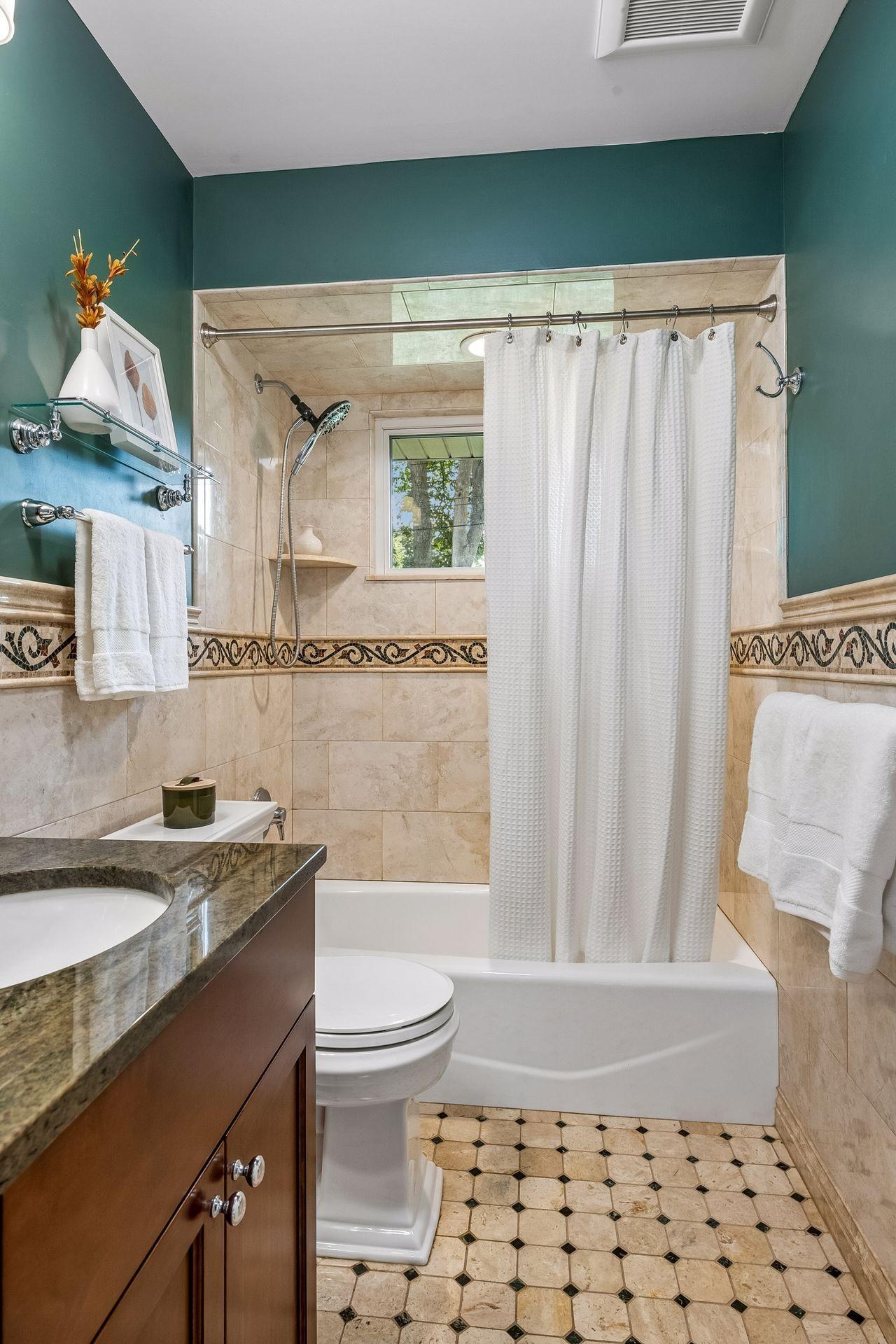 4725 School Road Property Photo 17