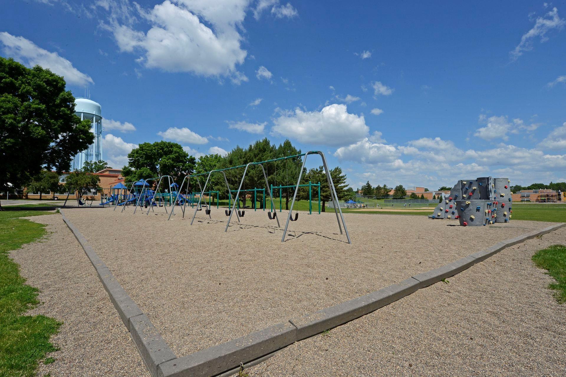 4725 School Road Property Photo 26