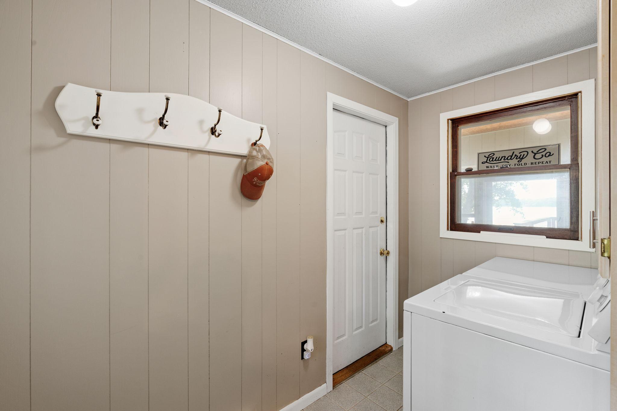 11426 54th Street Property Photo 9