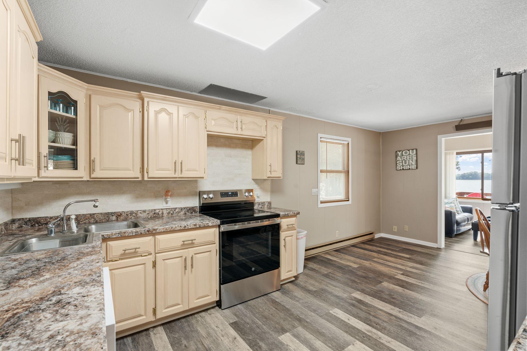 11426 54th Street Property Photo 18