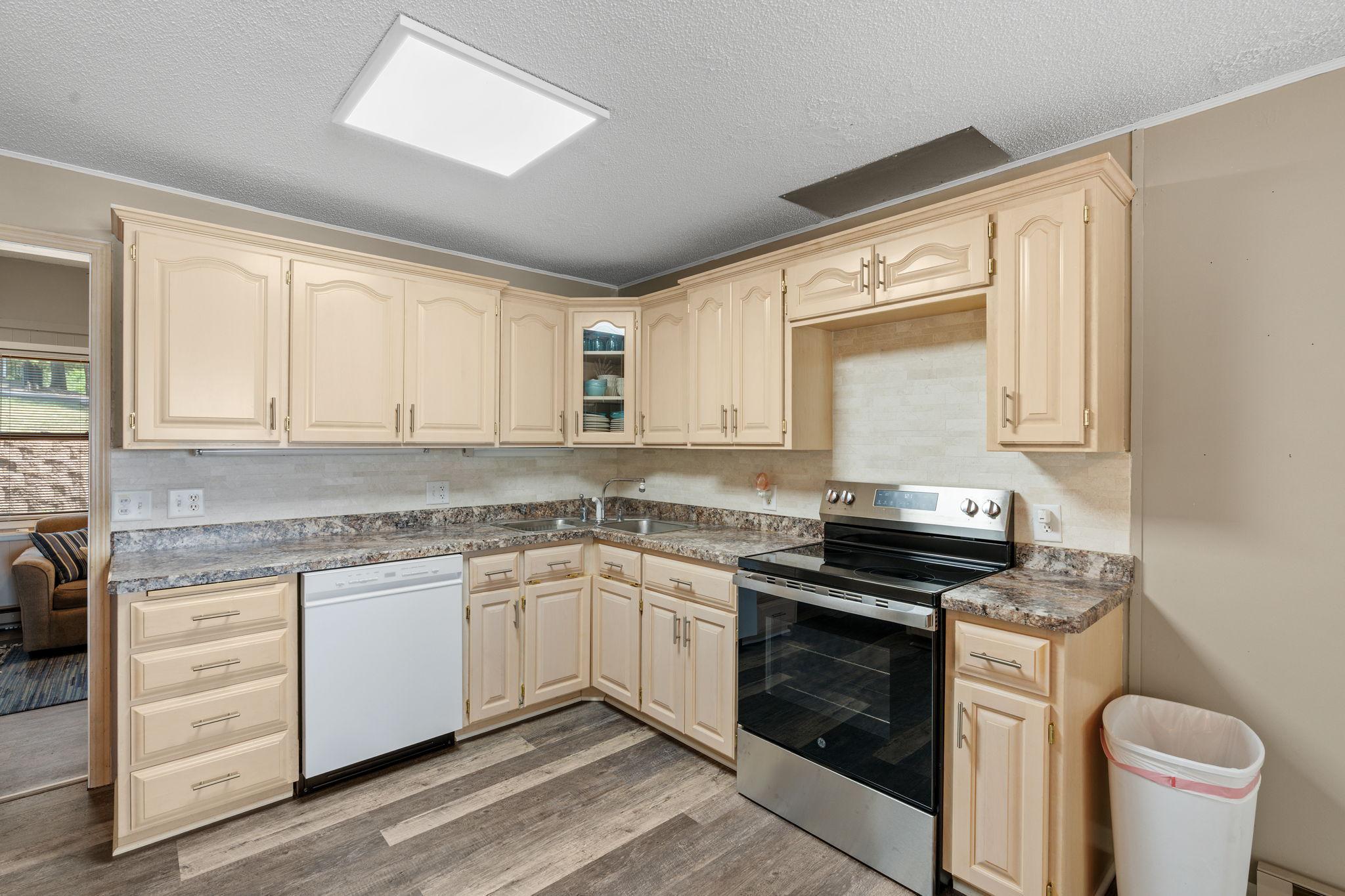 11426 54th Street Property Photo 20