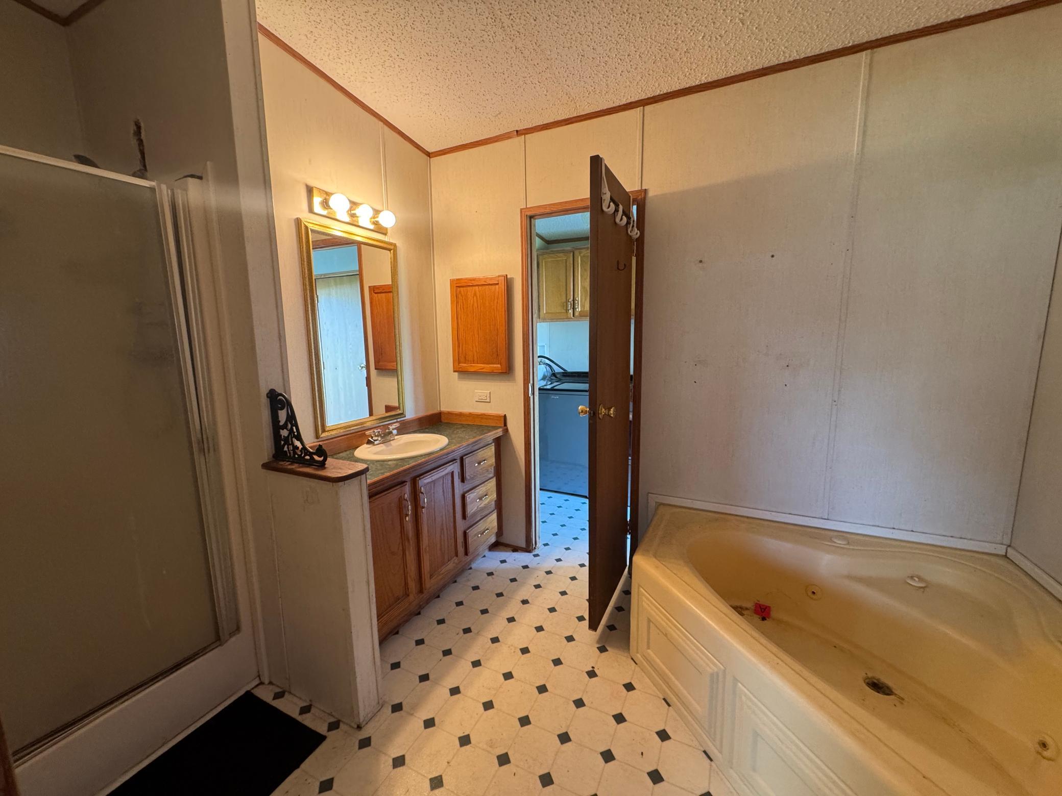 6292 3rd Street Property Photo 3