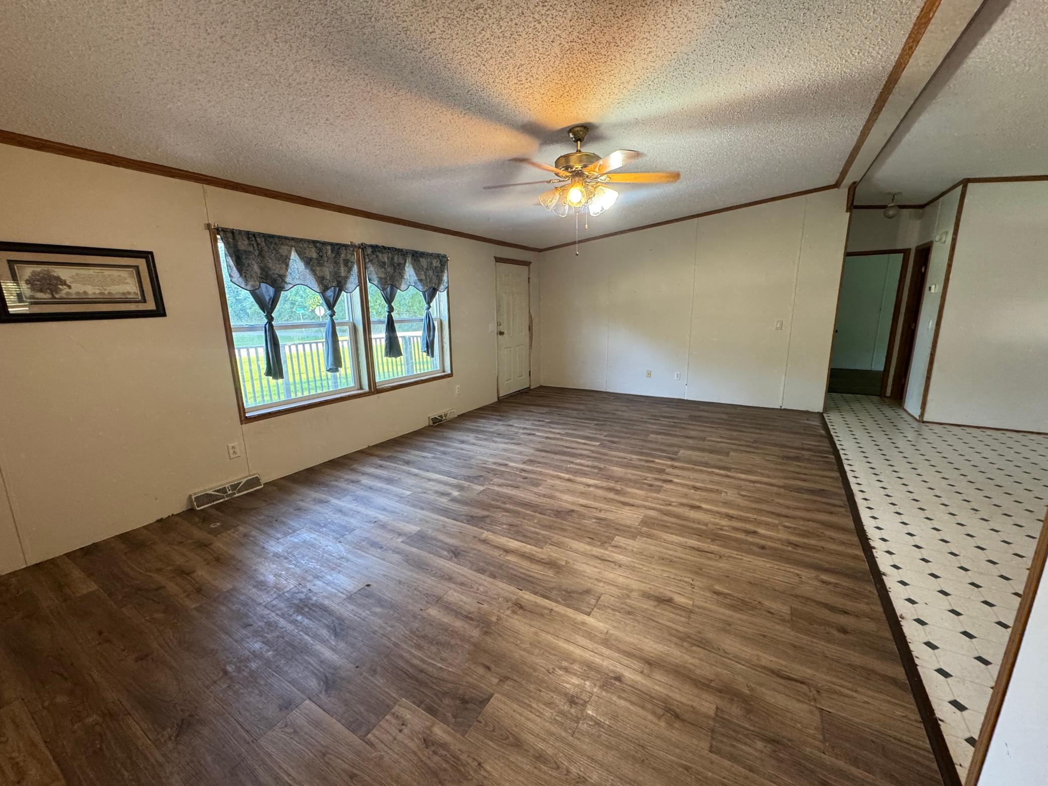 6292 3rd Street Property Photo 4