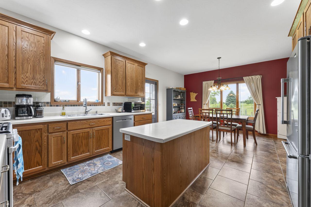5655 154th Street E Property Photo 5