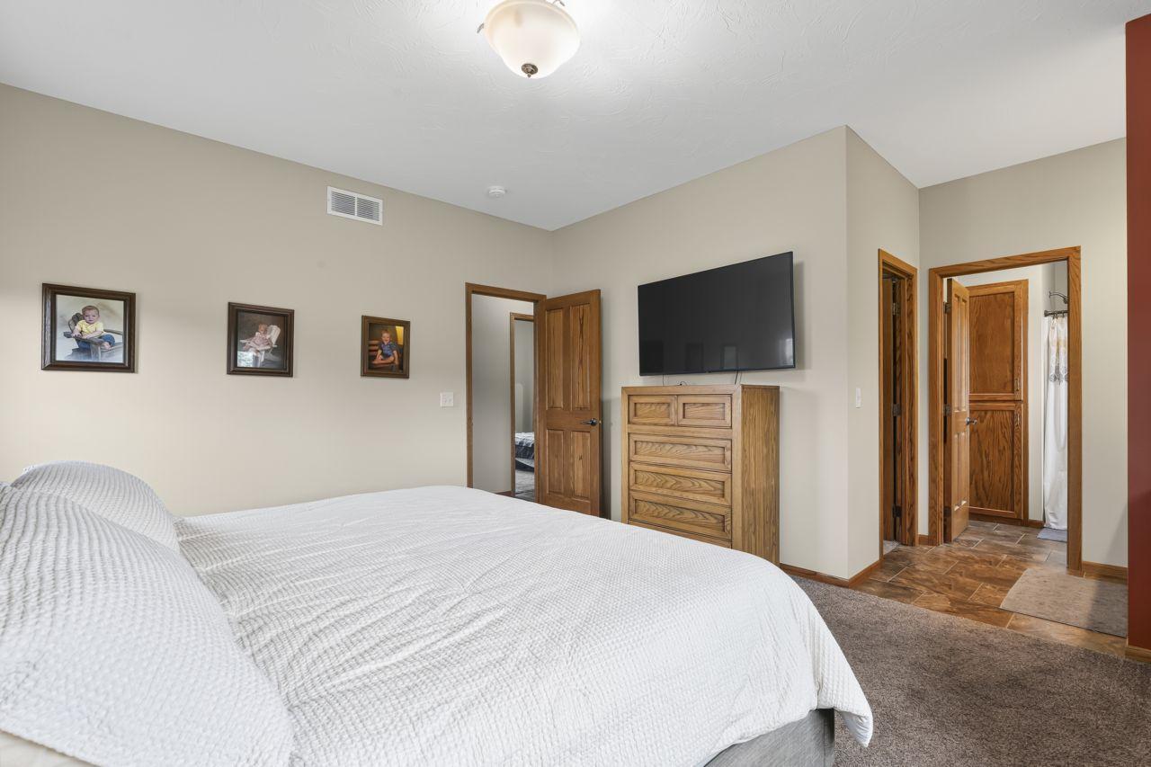 5655 154th Street E Property Photo 22