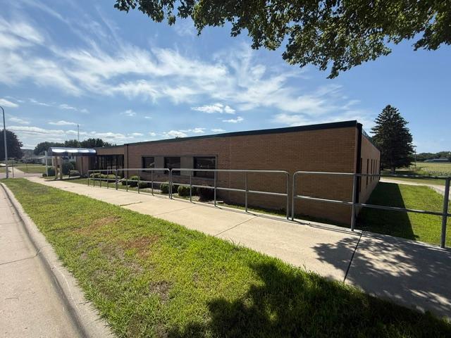 602 N Jackson Avenue Property Photo 4