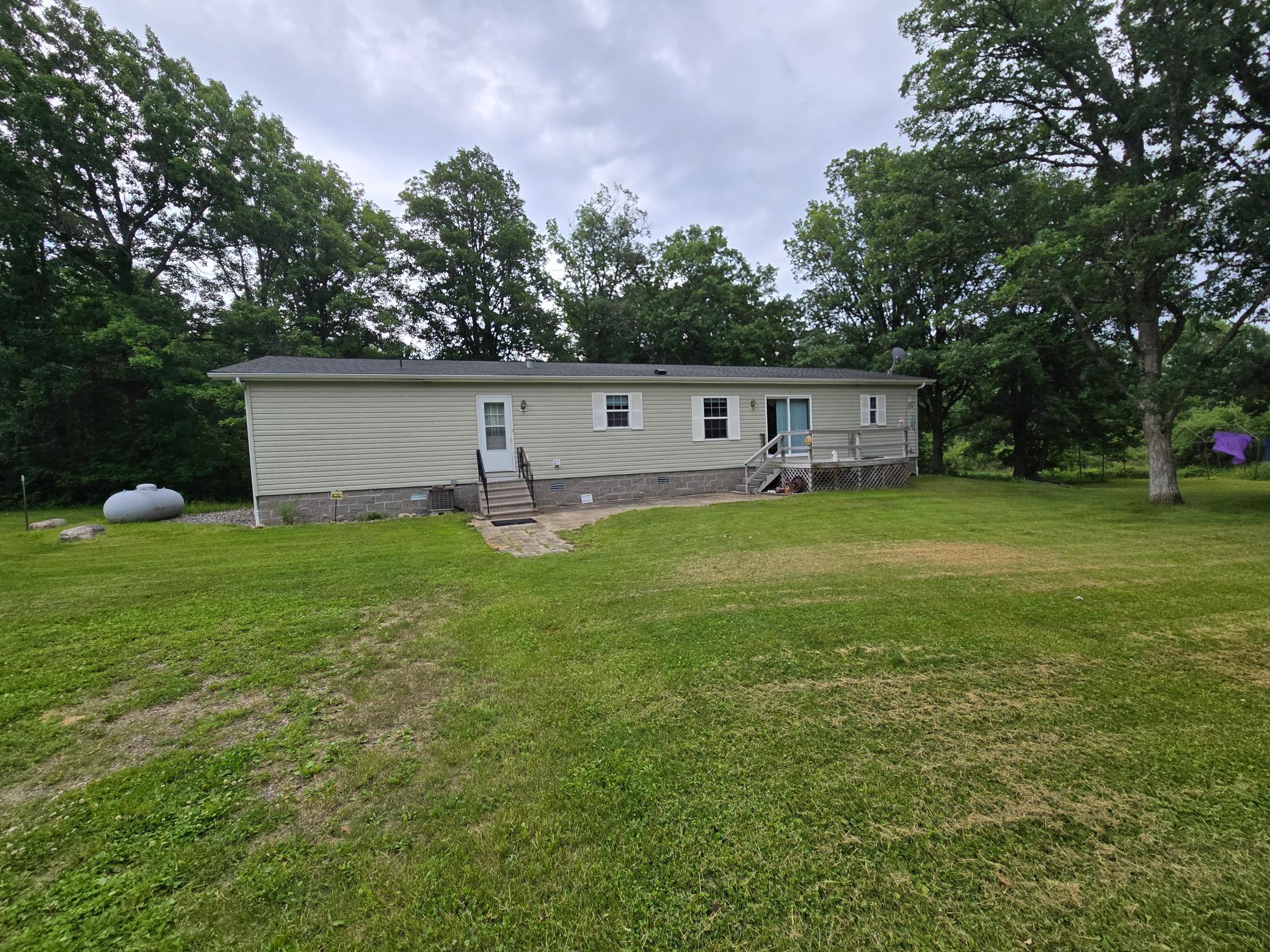3974 Ne County Rd. 7 Ne Property Photo 1
