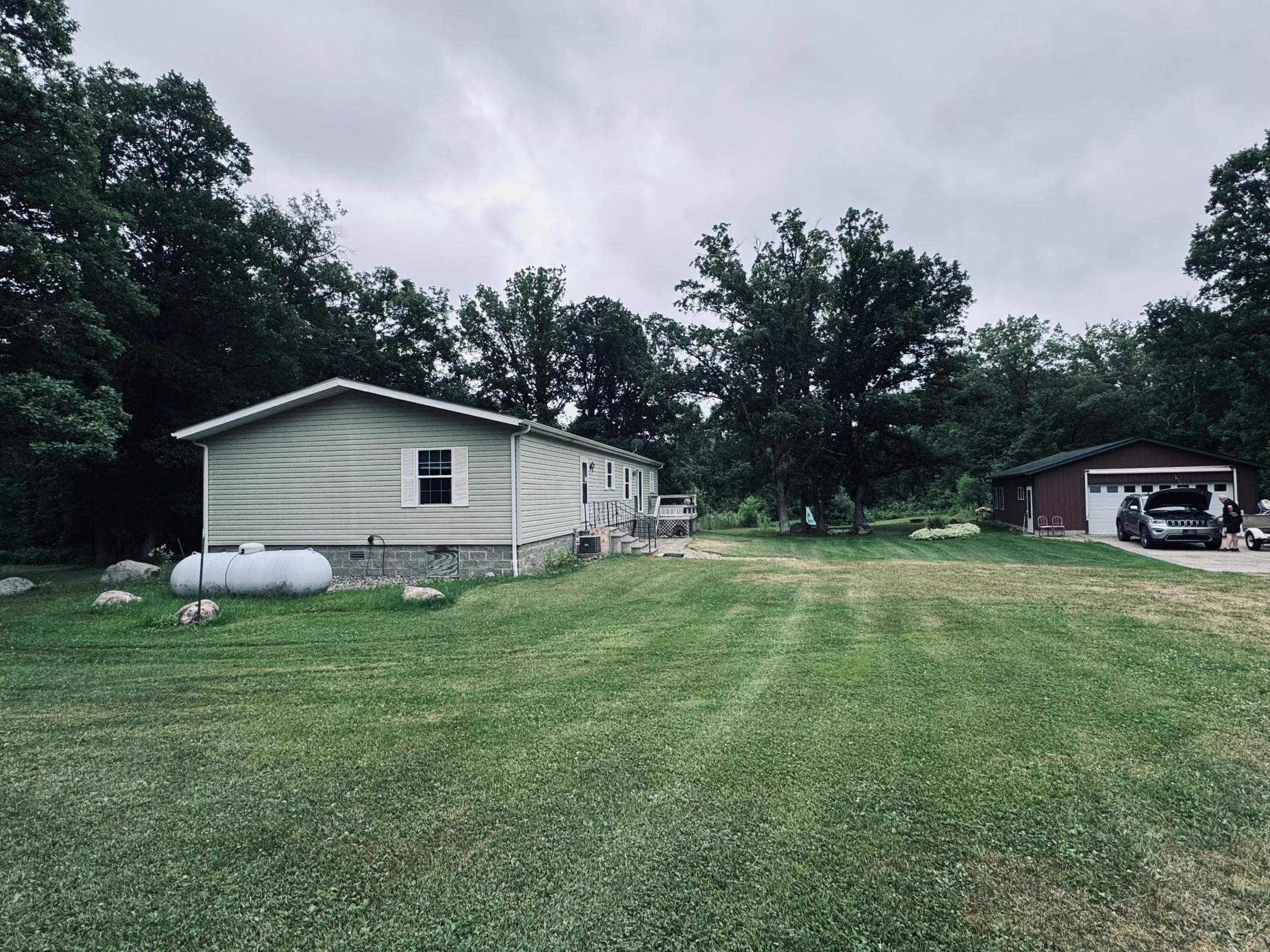 3974 Ne County Rd. 7 Ne Property Photo 4