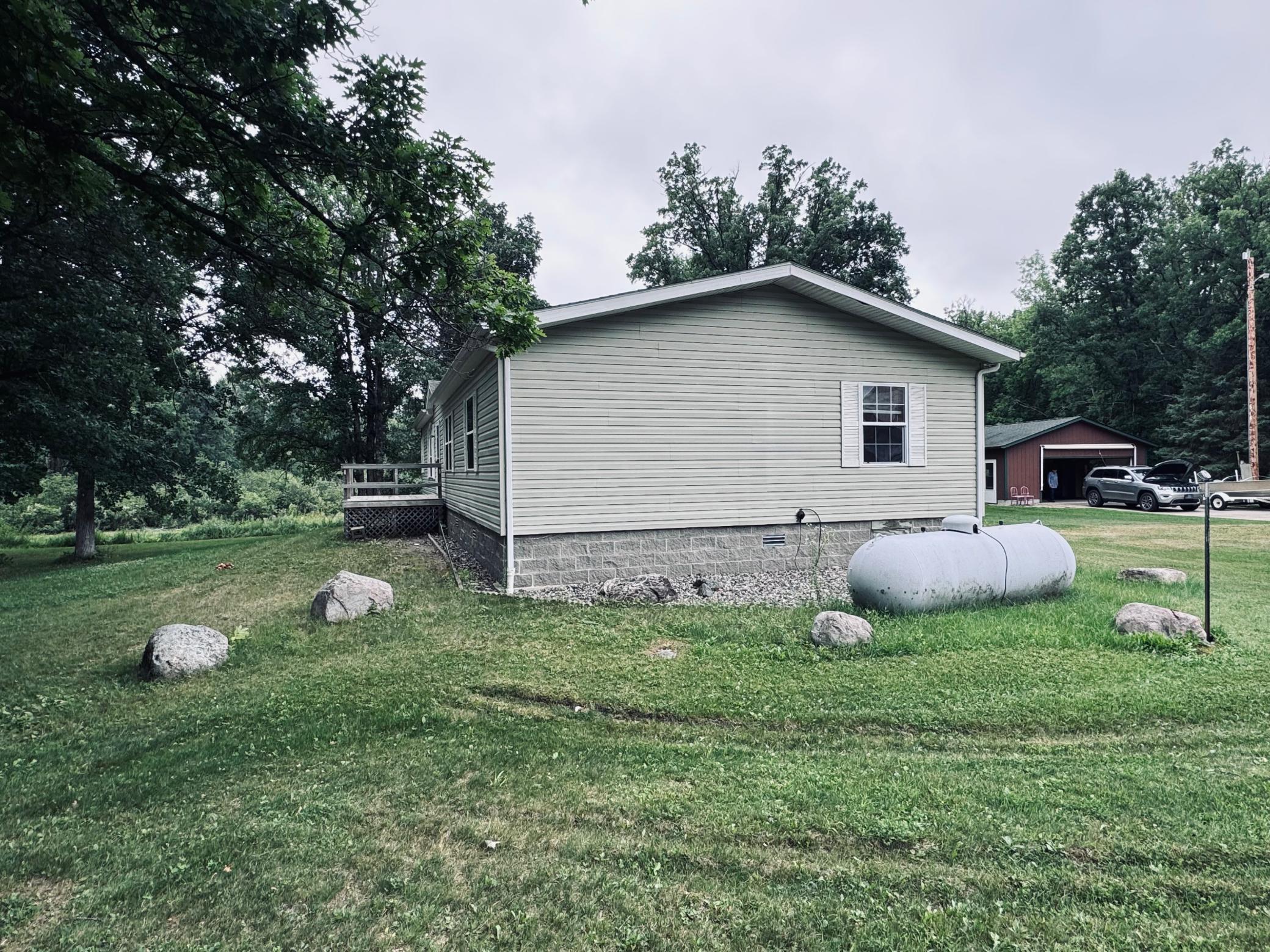 3974 Ne County Rd. 7 Ne Property Photo 8