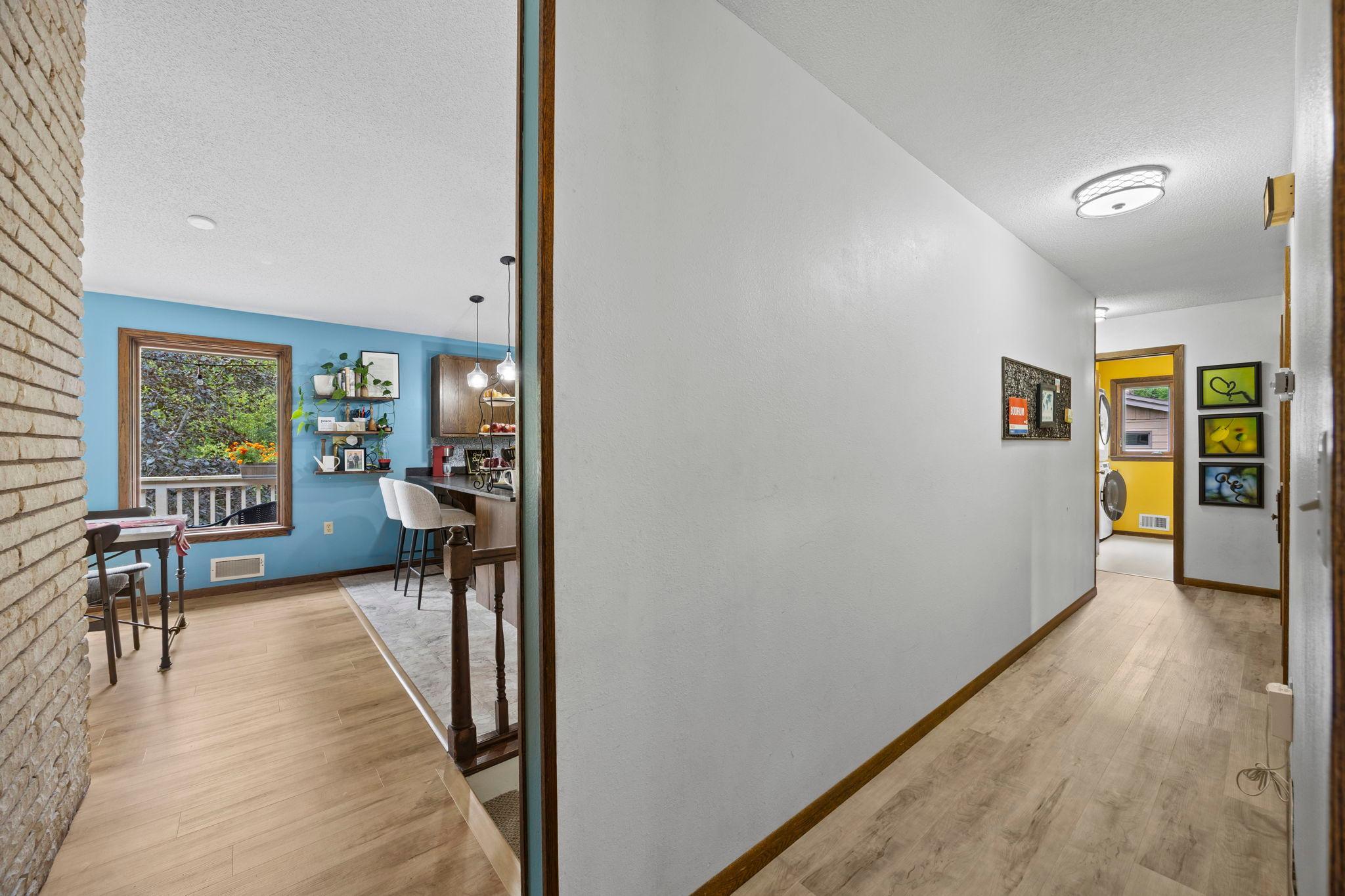 475 Riverside Street Property Photo 26