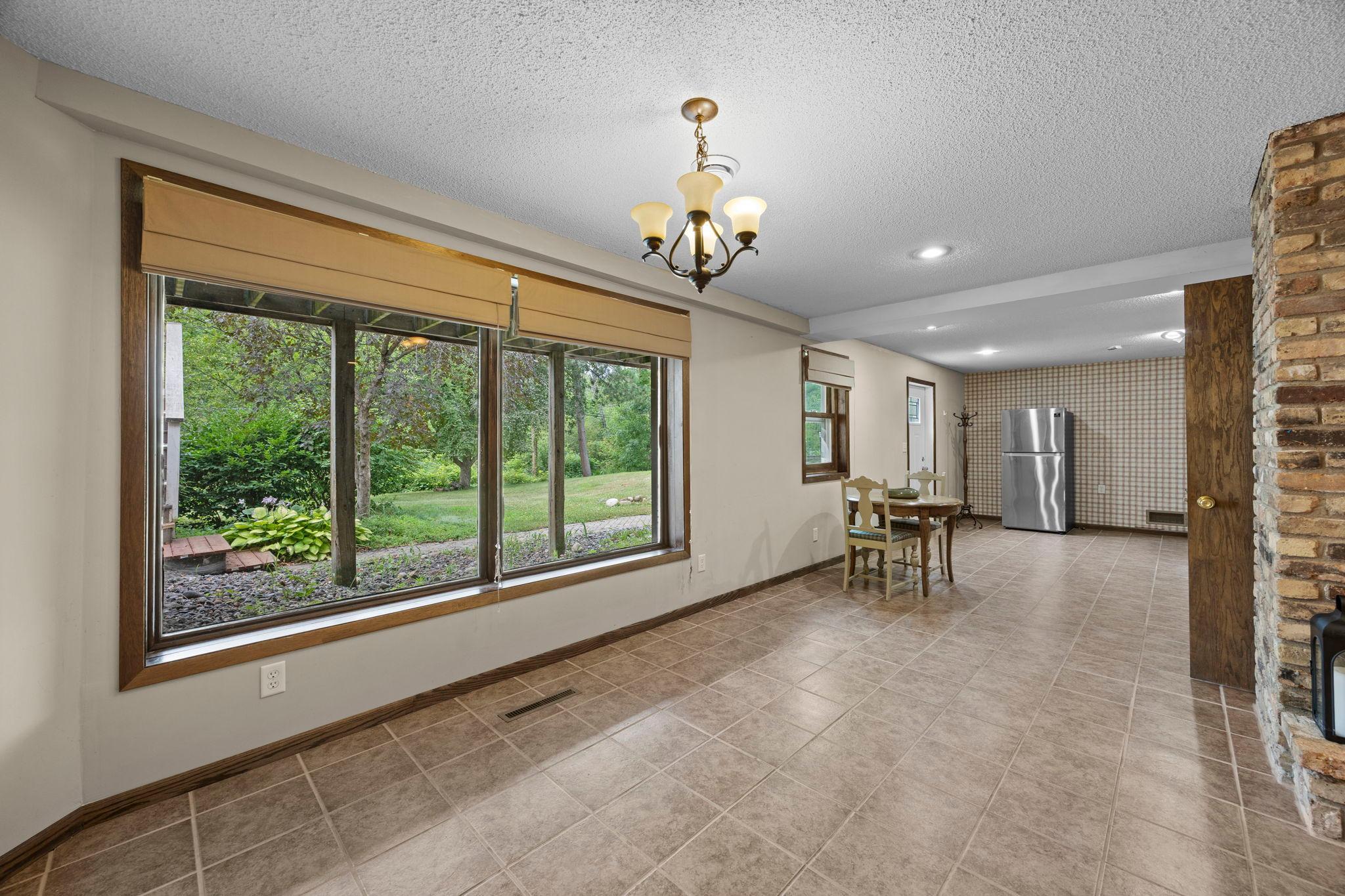 475 Riverside Street Property Photo 50
