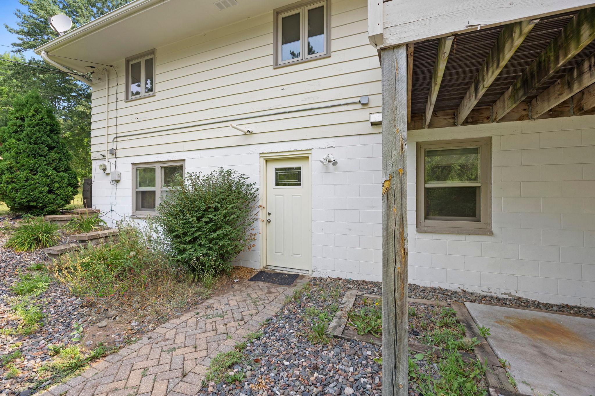 475 Riverside Street Property Photo 69