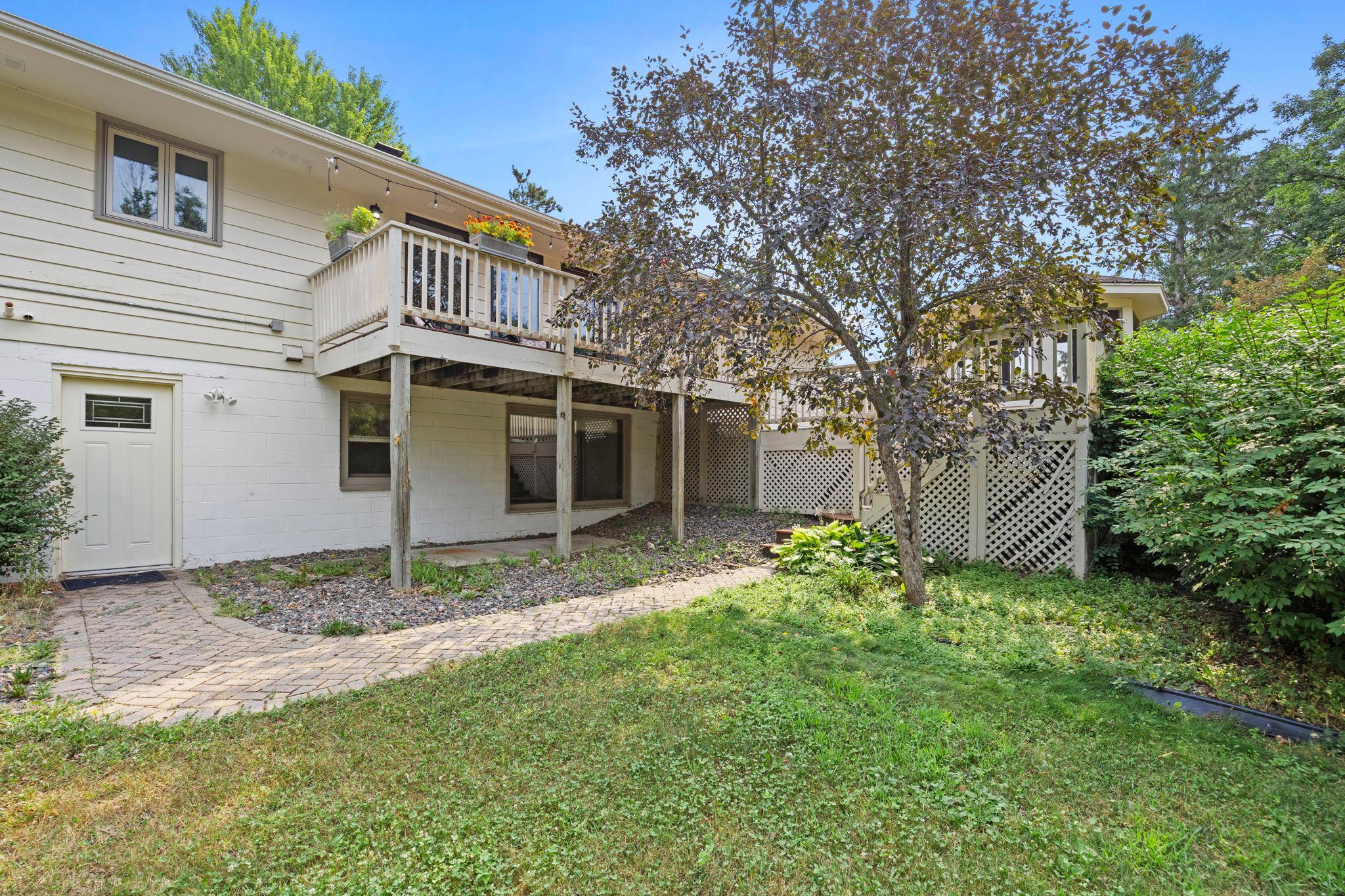 475 Riverside Street Property Photo 70