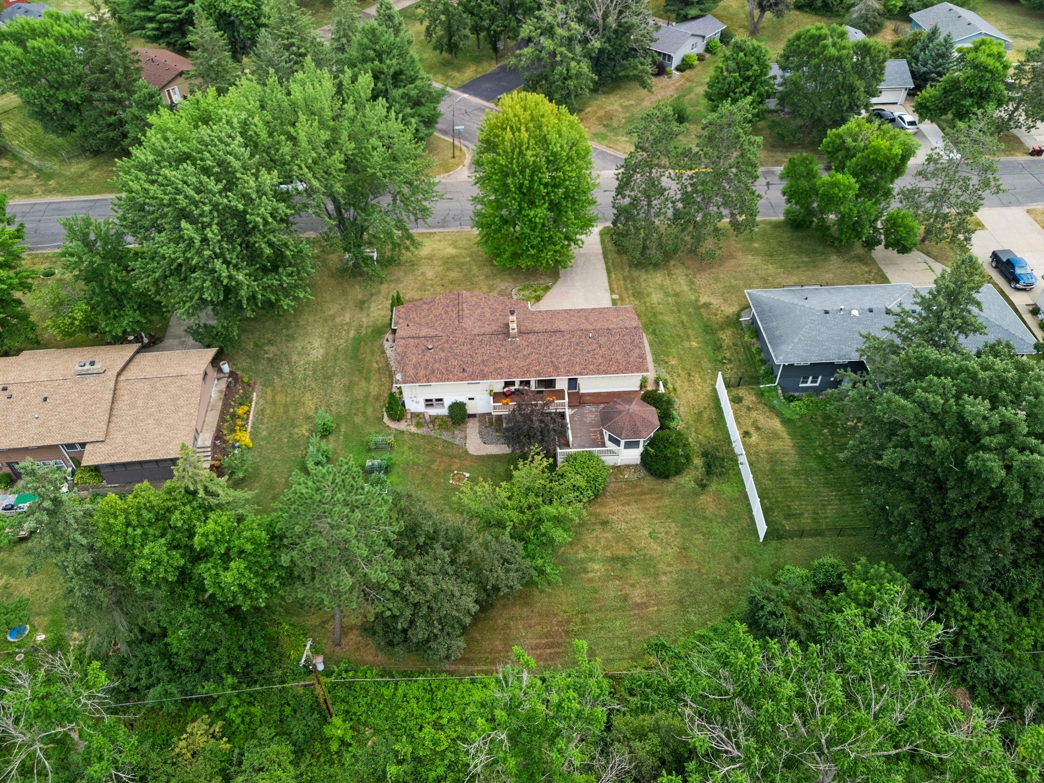 475 Riverside Street Property Photo 81
