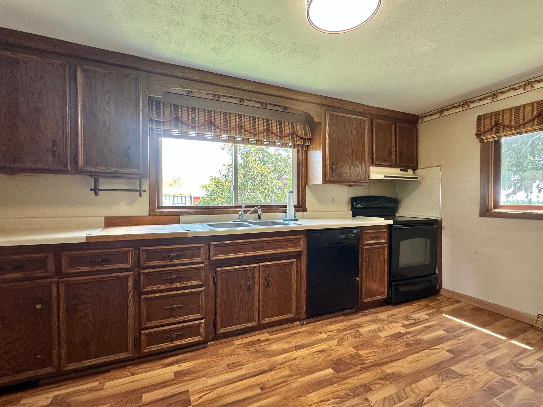 312 10th Street Property Photo 12