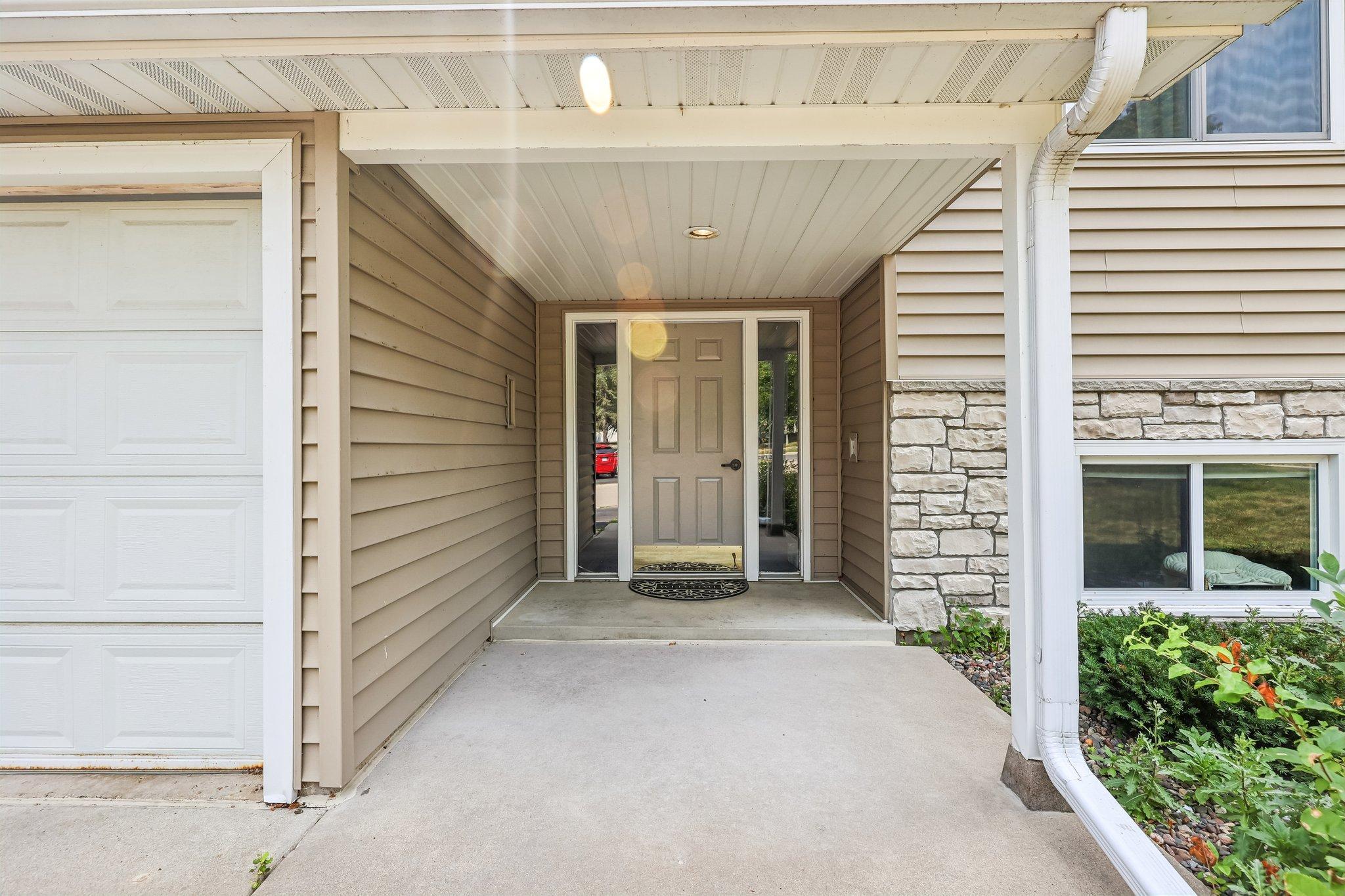 14433 Fairway Drive Property Photo 3