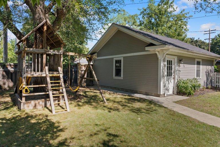 1055 Goodrich Avenue Property Photo 50