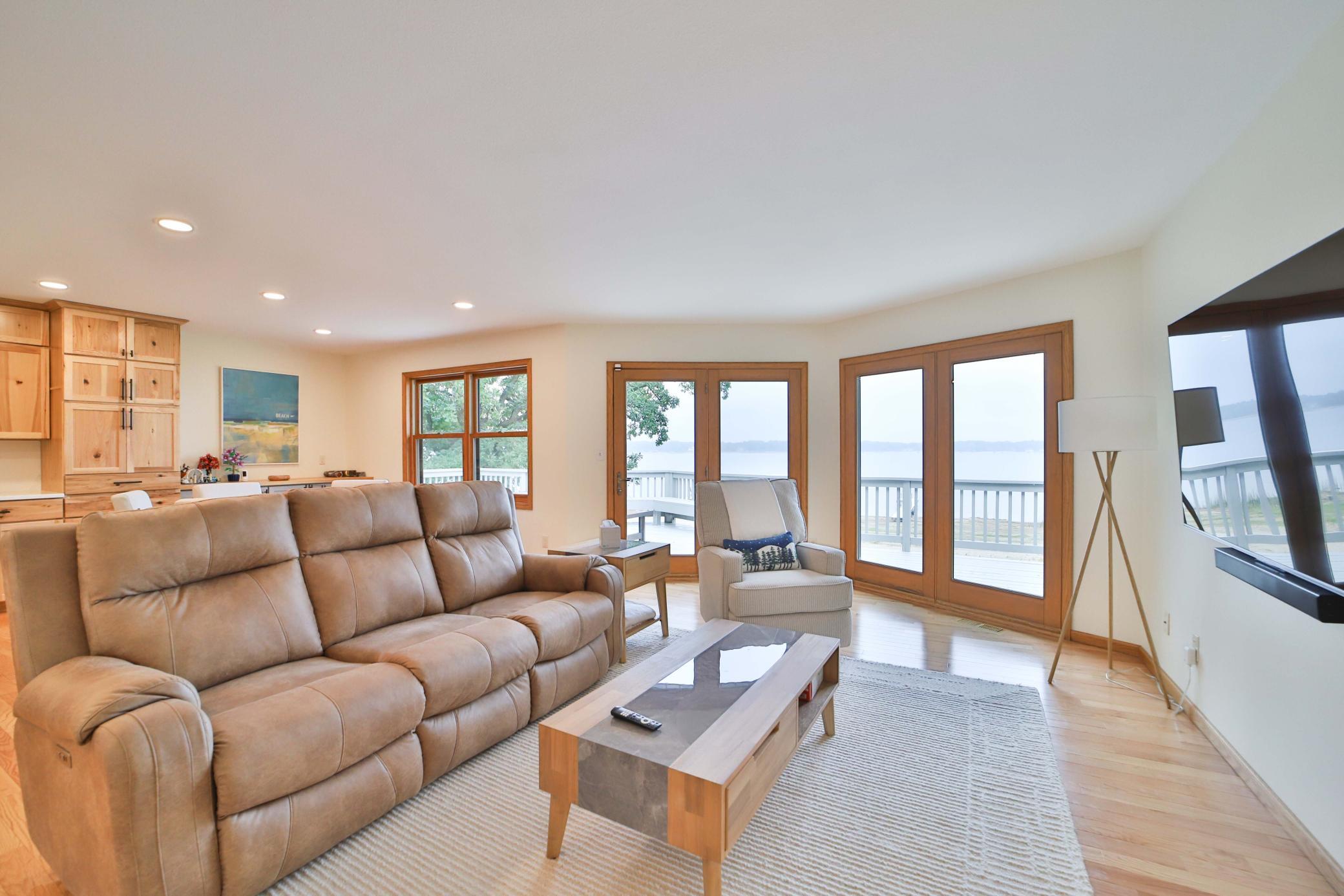 13541 Maplewood Drive Property Photo 14