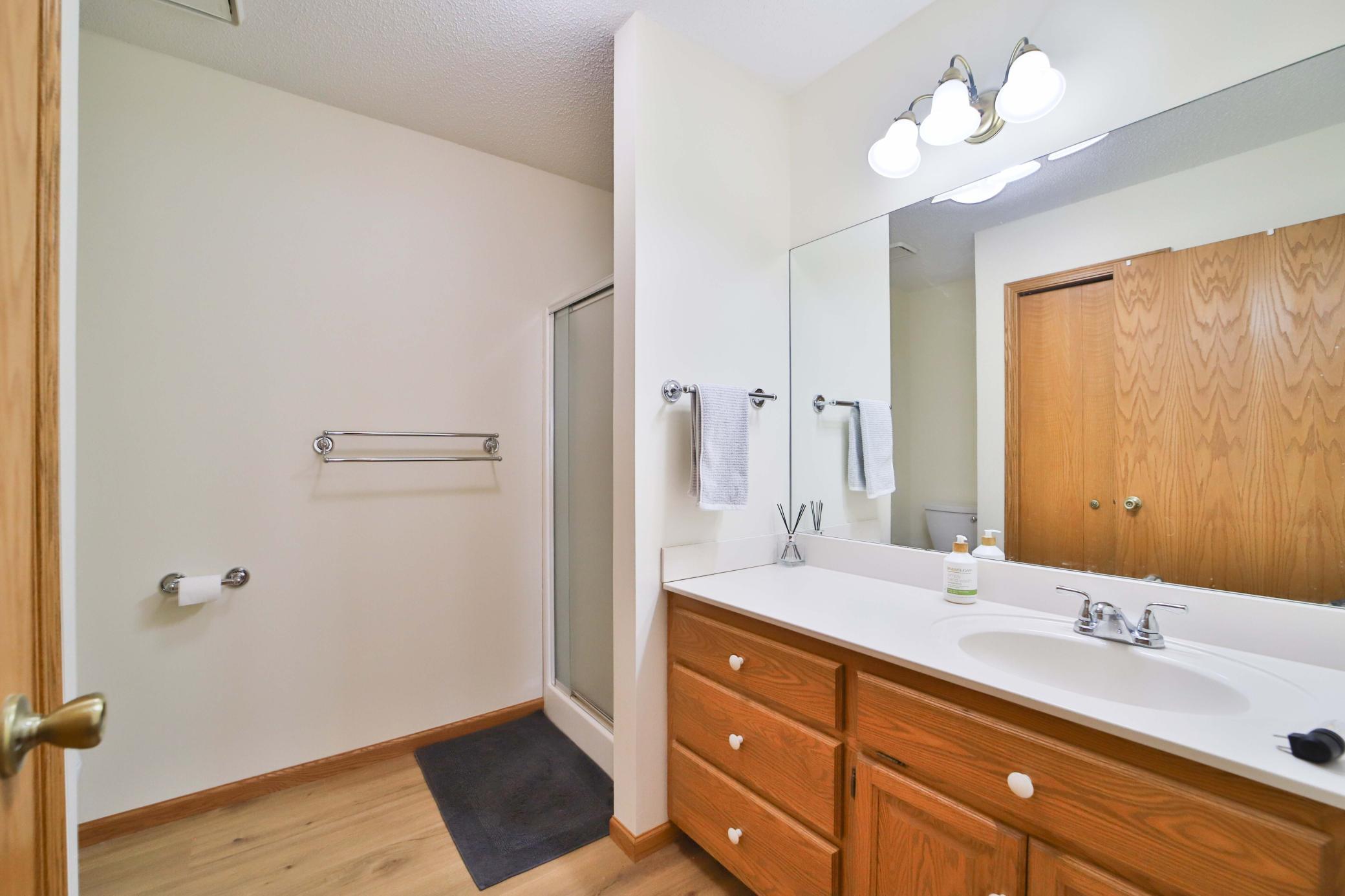 13541 Maplewood Drive Property Photo 32